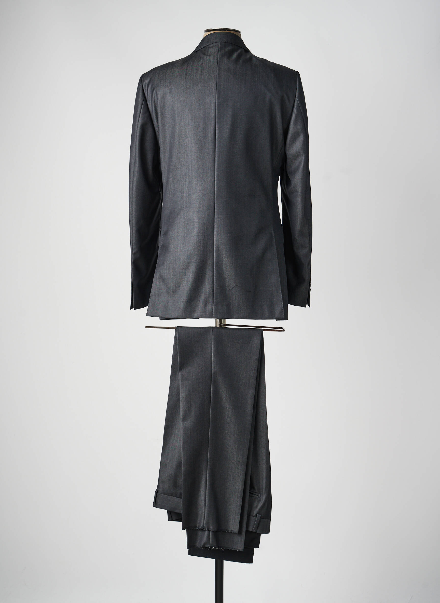 Miesto kostiumas kostiumo kirpimas pilka CRAFTED BY SCABAL vyras
