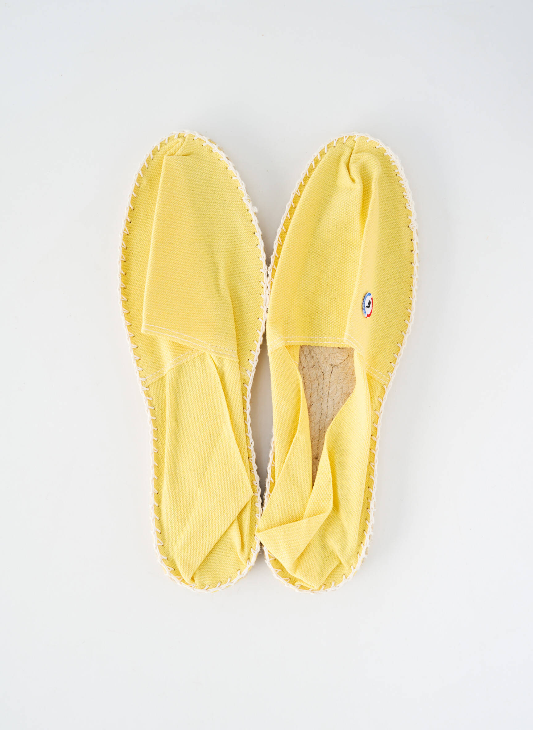 Espadrilės apvalus mygtukas plokščias kulnas iki 3 cm geltona LA PANTOUFLE À PÉPÈRE moteris