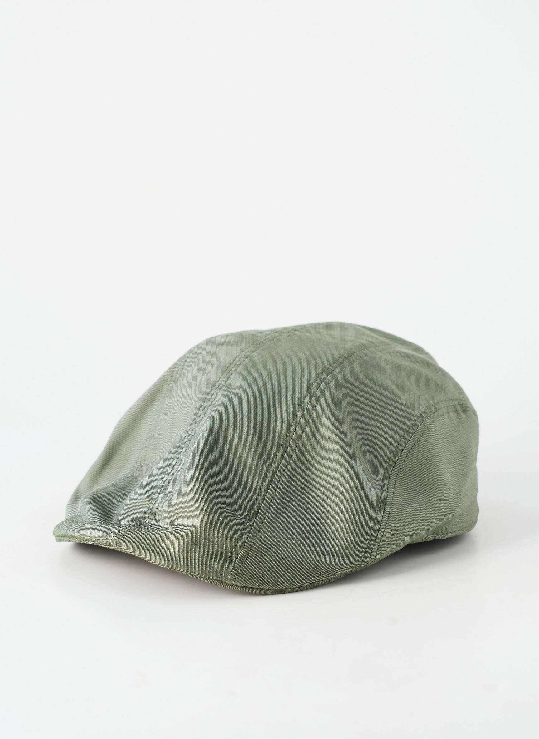 Kepuraitė popelinos audinys, kuris pasižymi lygiu ir tankiu paviršiumi. žalias AUSSIE APPAREL vyras