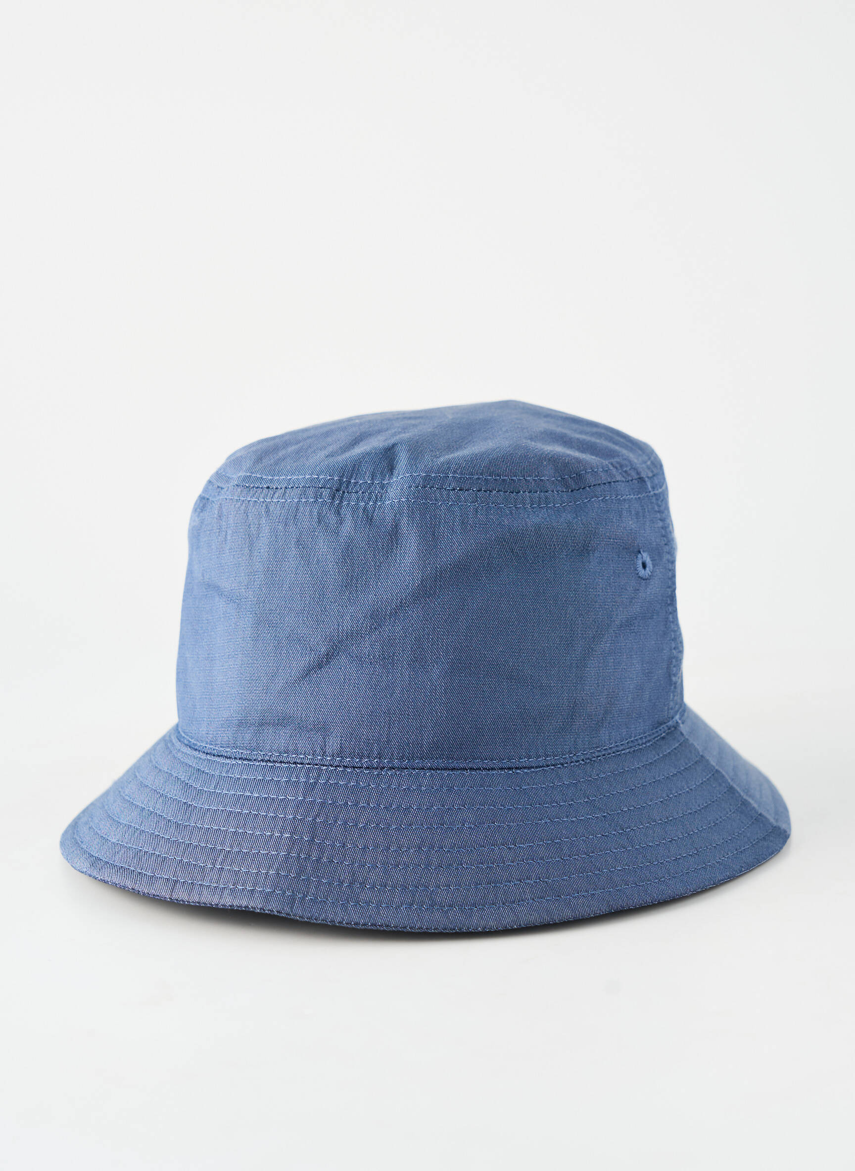 Skrybėlė popelinos audinys, kuris pasižymi lygiu ir tankiu paviršiumi. mėlyna AUSSIE APPAREL vyras
