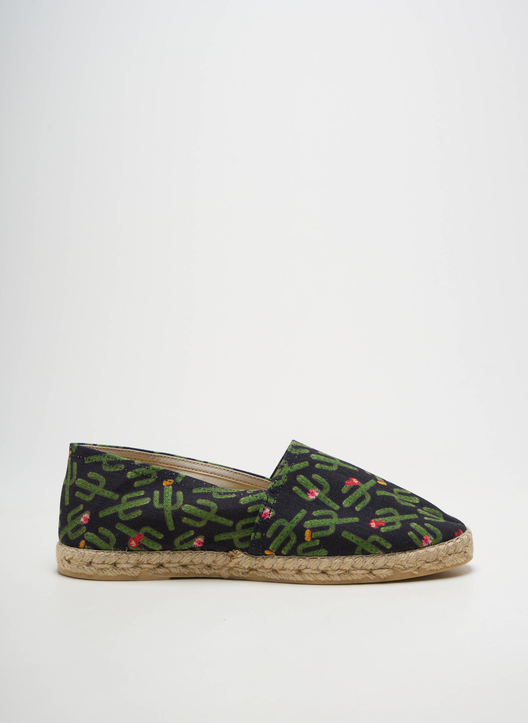 Espadrilės apvalus mygtukas plokščias kulnas iki 3 cm juodas LA MAISON DE L'ESPADRILLE moteris