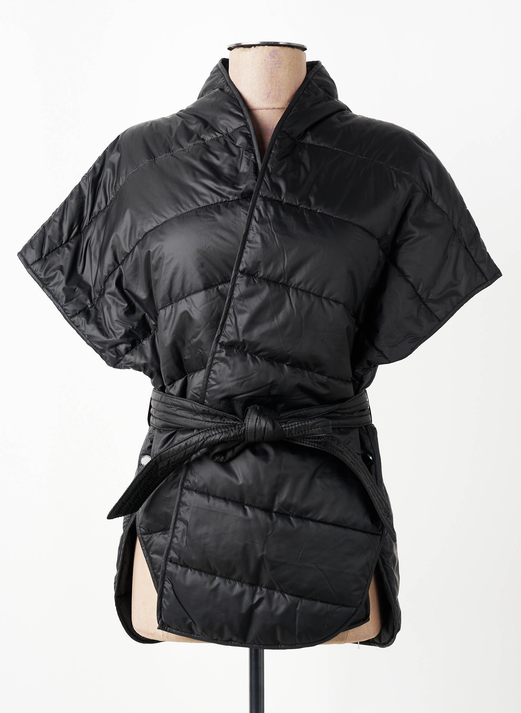 Pūkinė striukė kišenės be gobtuvų juodas GERRY WEBER moteris