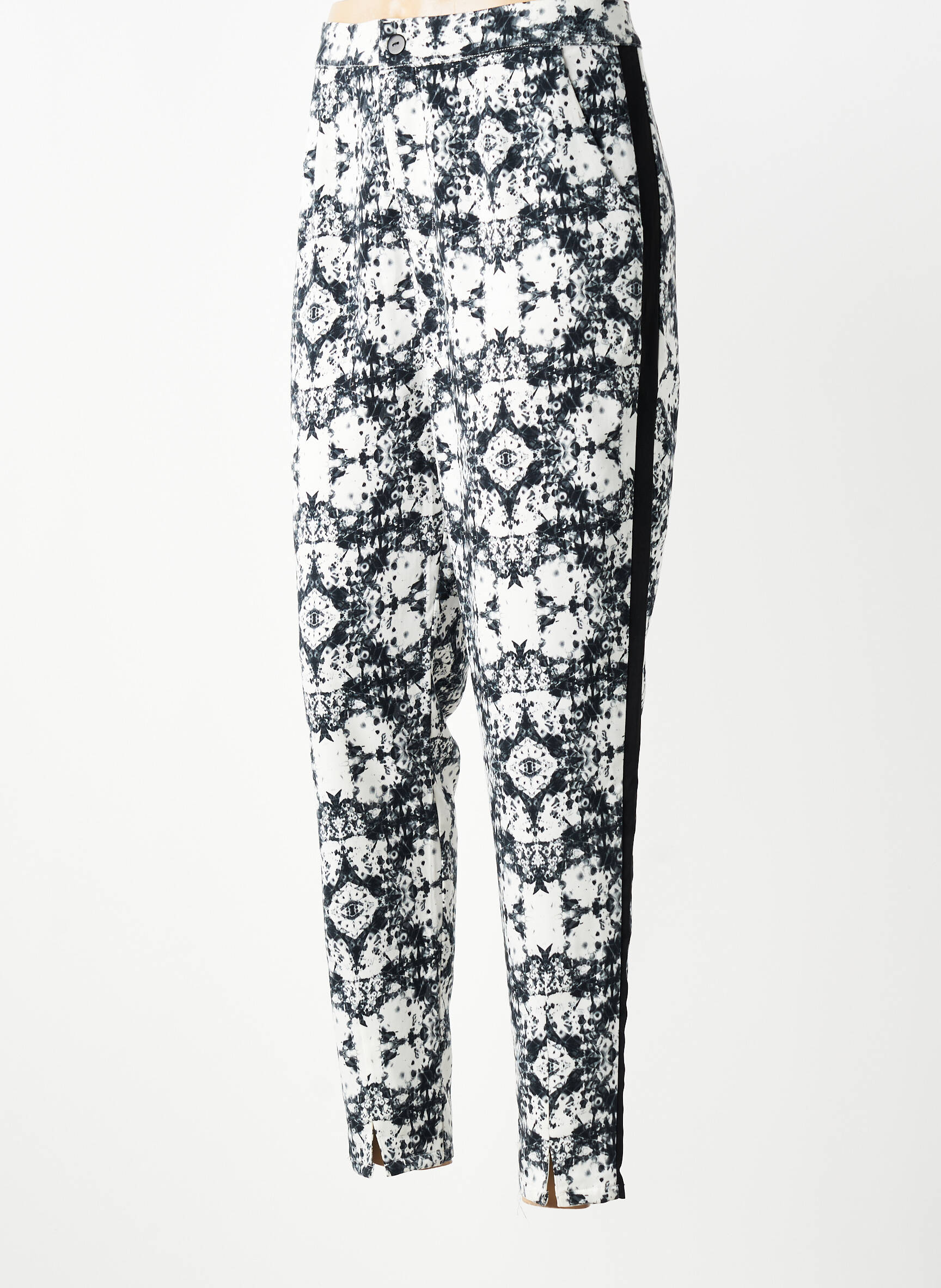 Chino kelnė šoniniai galonai su siuvinėjimu normala dydis pilka MINIMUM moteris