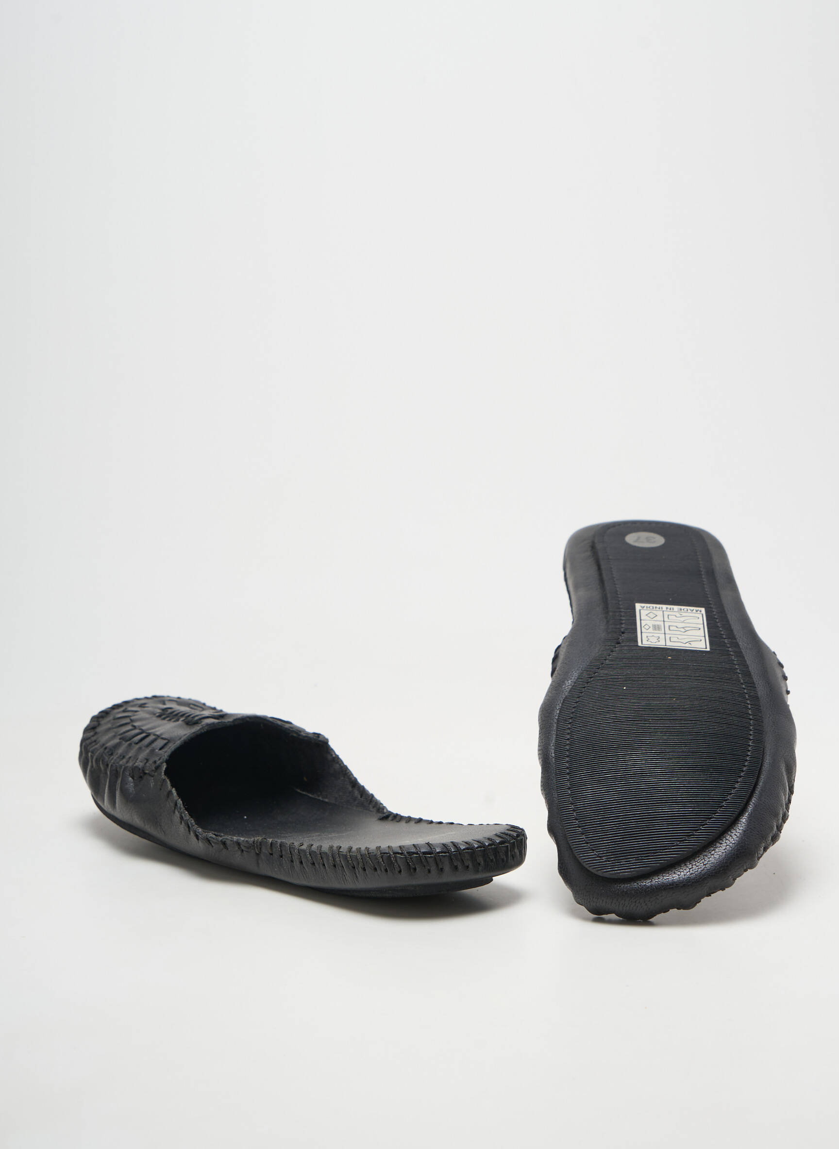 Mule/sabotai plokščias kulnas iki 3 cm juodas MEXX moteris