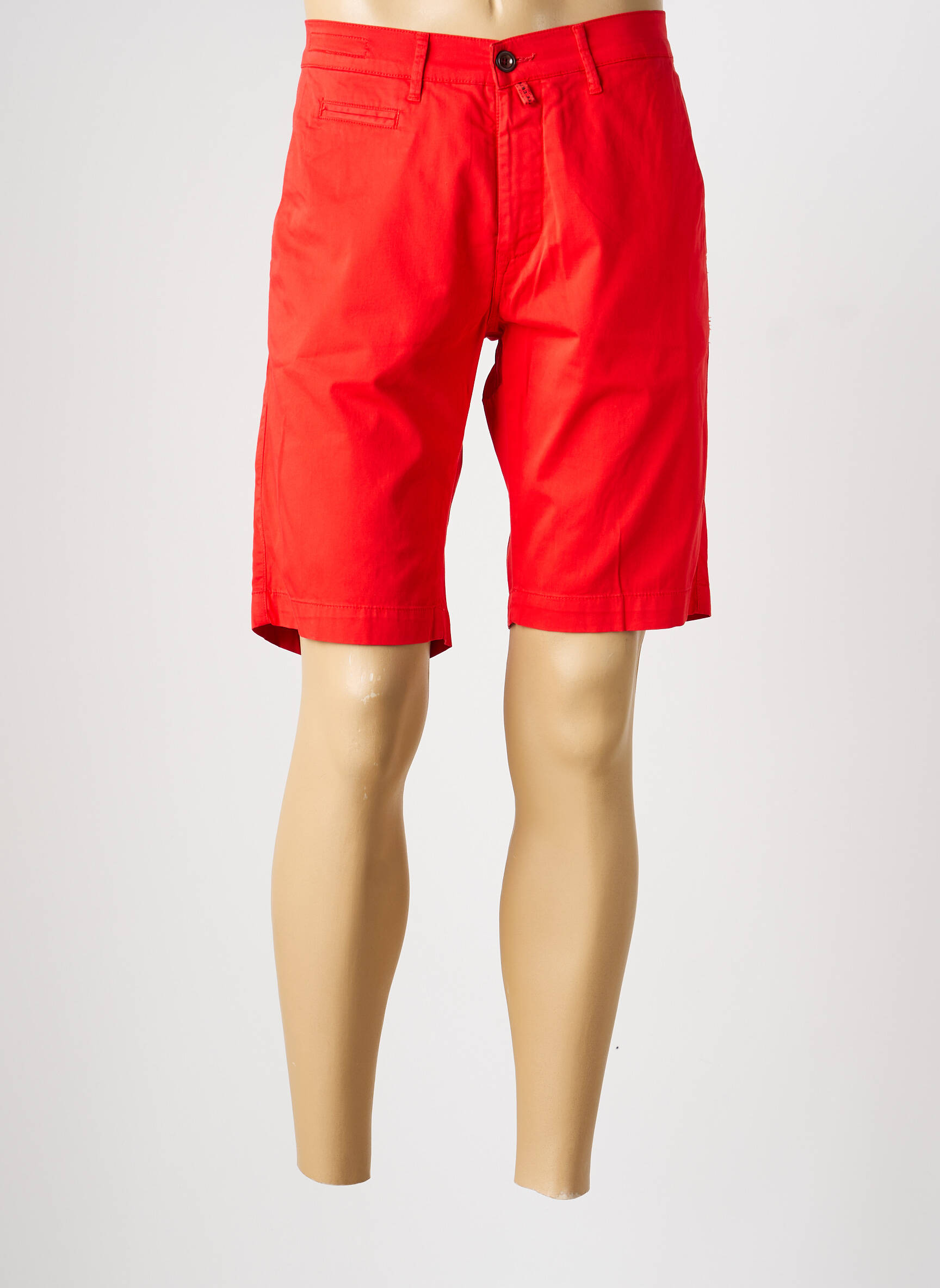 Bermudas pincetų dydis normala dydis raudona PIERRE CARDIN vyras