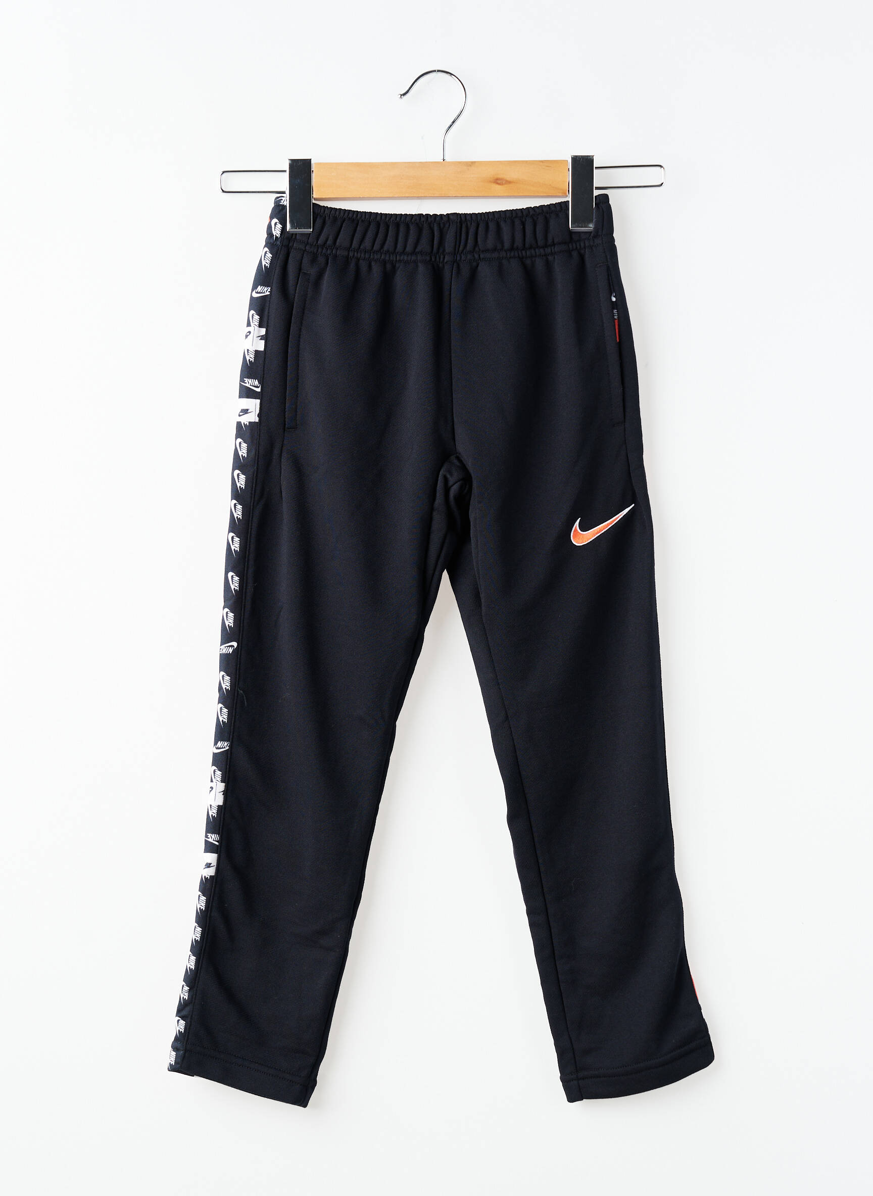 Joggins multisporto sportas reguliuojamo dydžio juodas NIKE berniukas