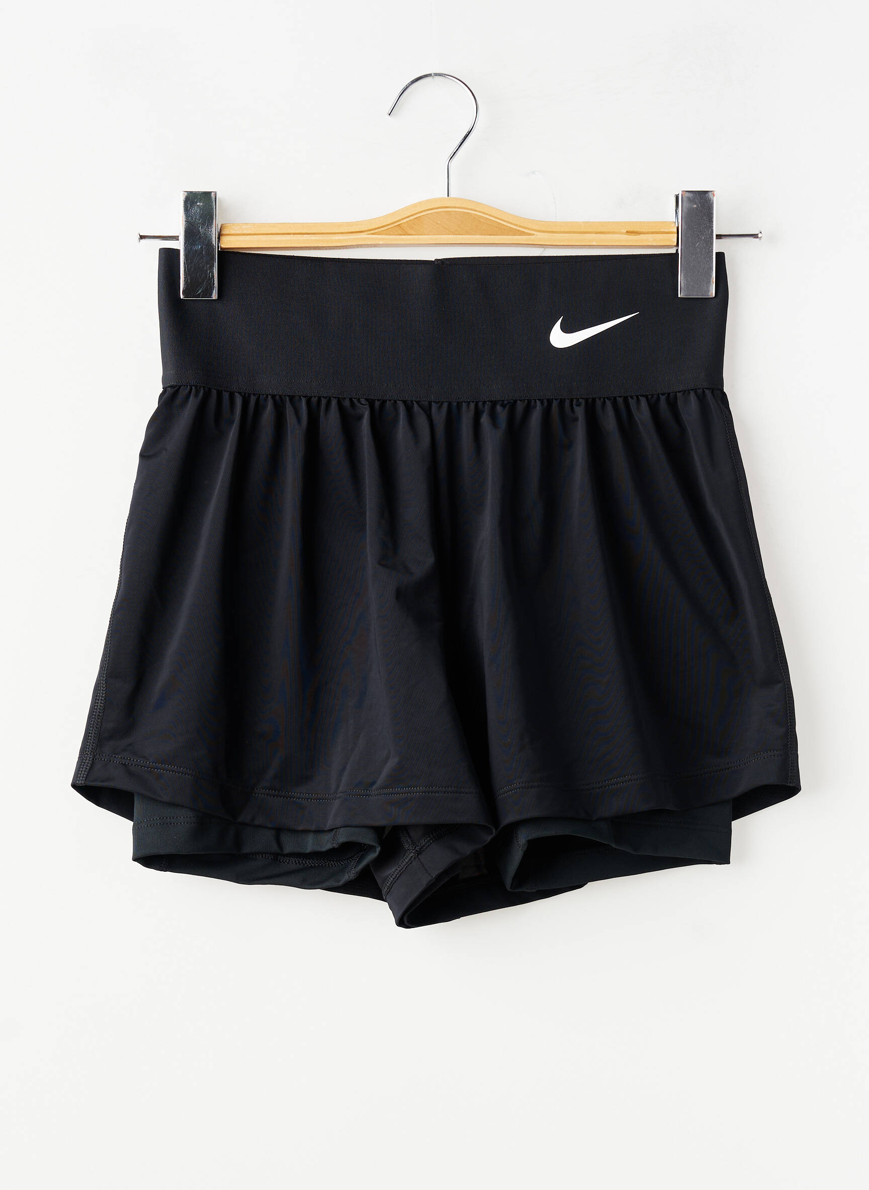 Šortas normala dydis normala dydis juodas NIKE moteris