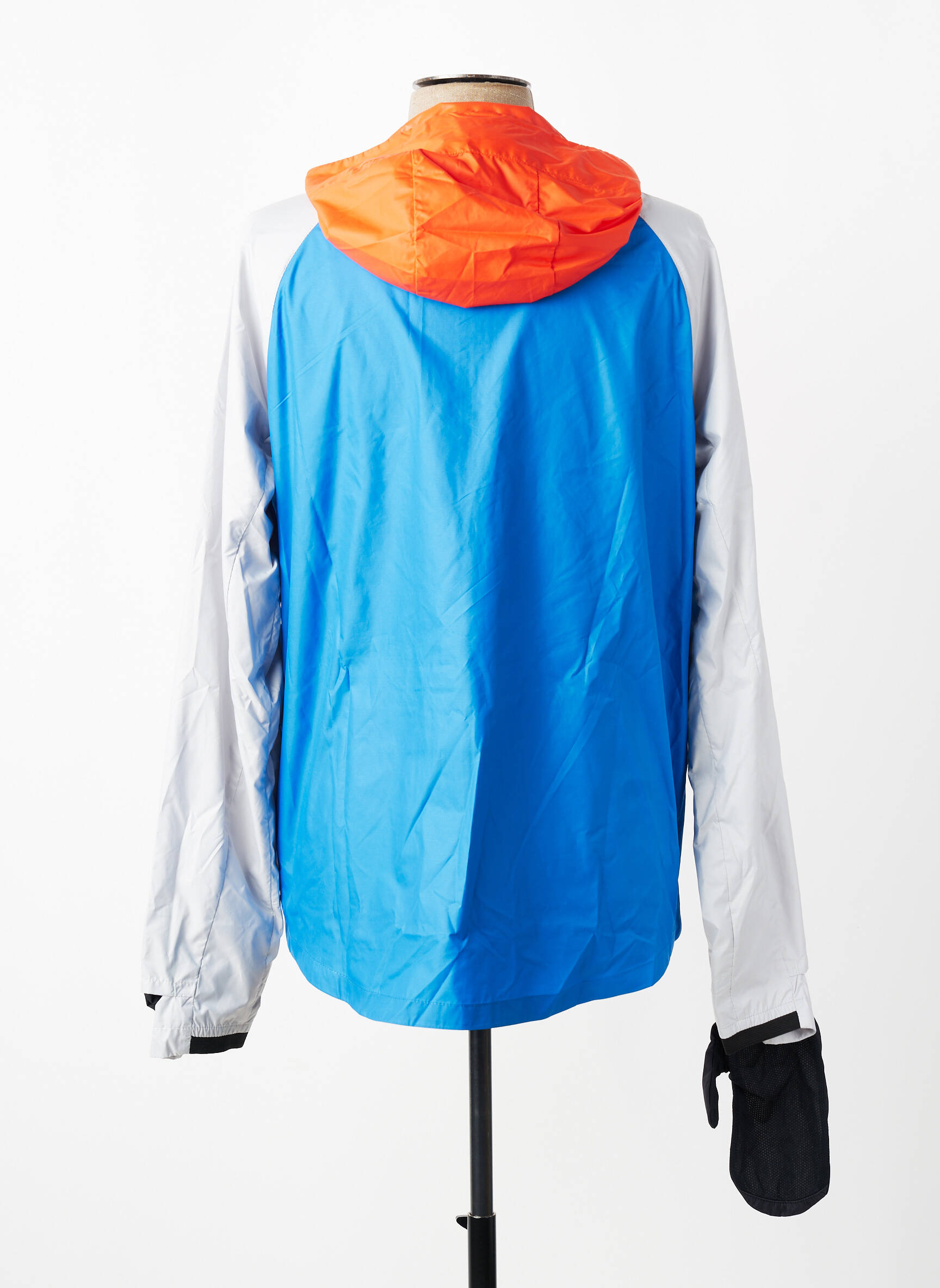 Vėjo nepraleidėjas kišenės su gobtuvu oranžinė NIKE vyras