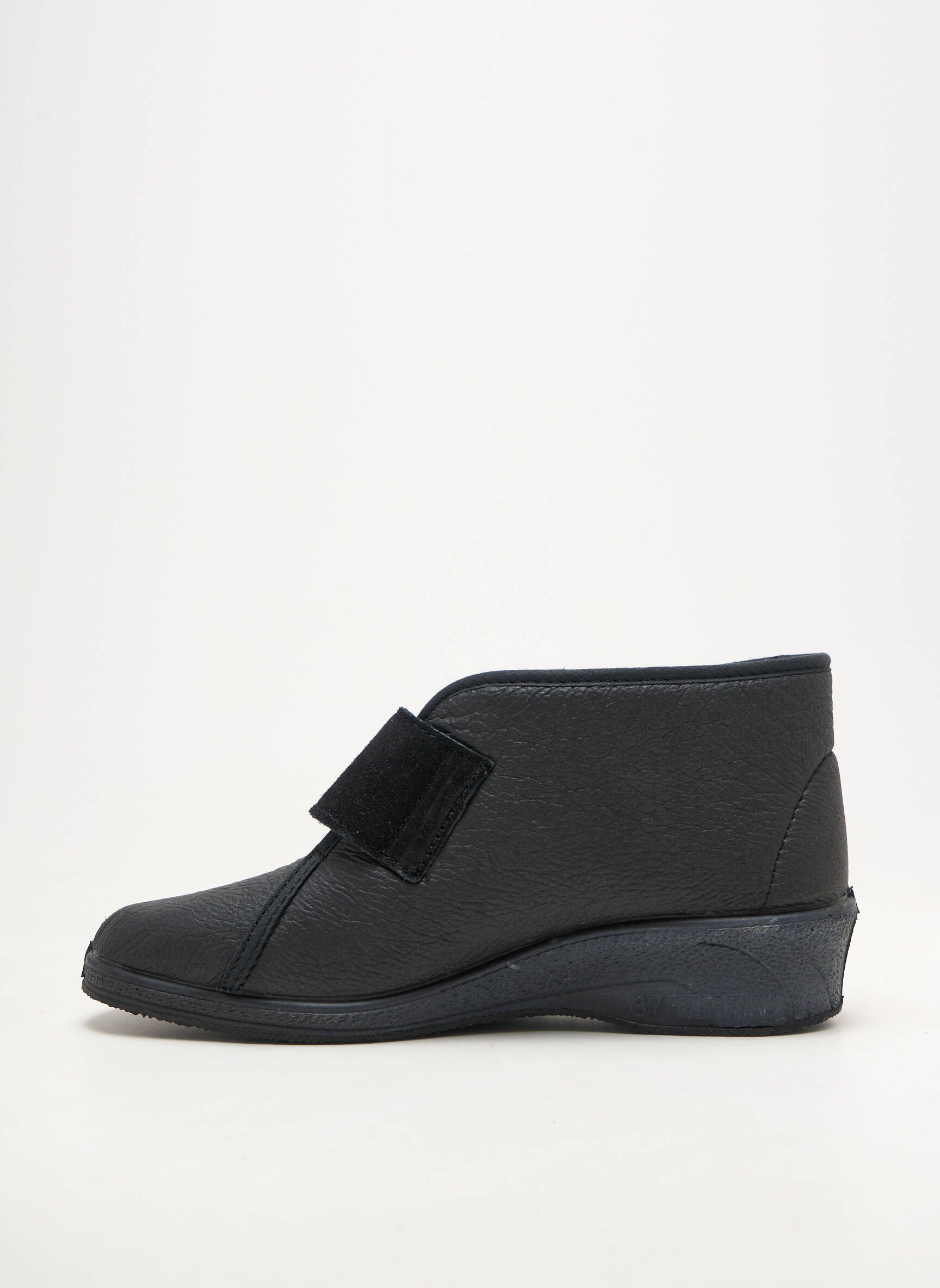 Bateliai/pantofliai velcro užsegimas plokščias kulnas iki 3 cm juodas EMANUELA moteris