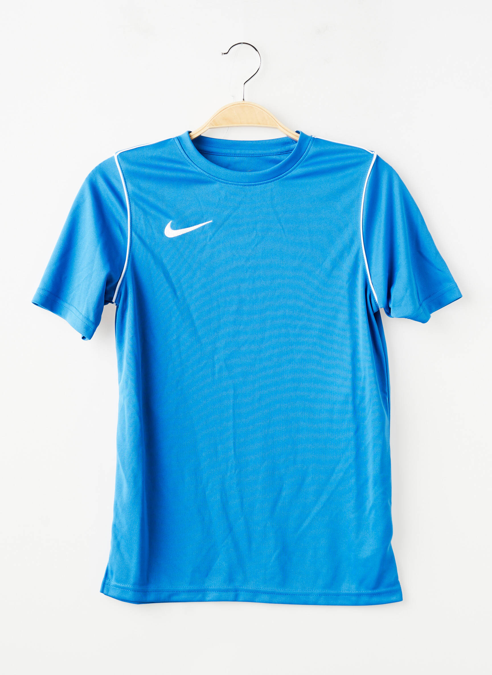 T-marškinys tiesi kirpimas trumpas rankovės mėlyna NIKE berniukas