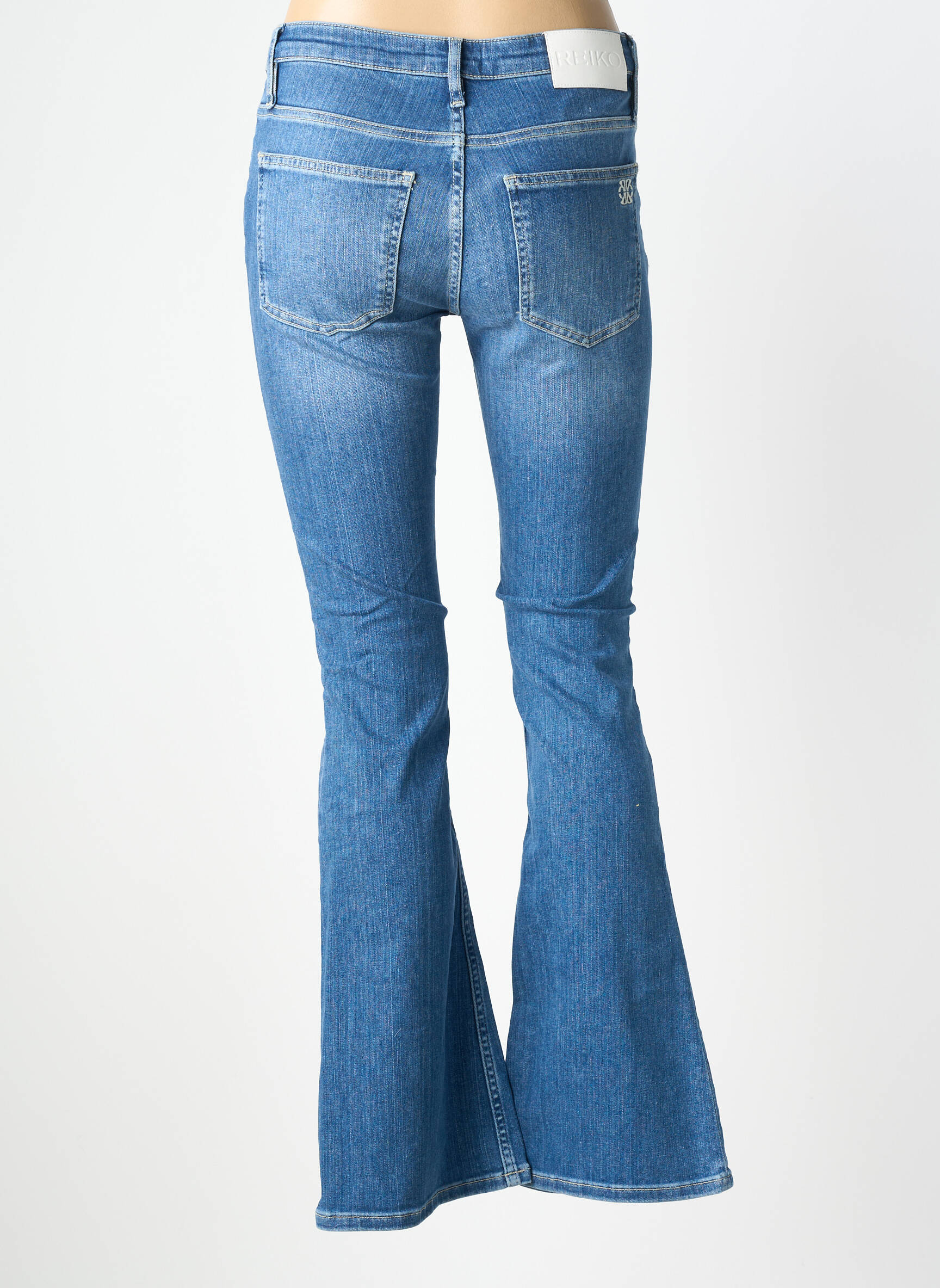 Bootcut džinsai normala dydis normala dydis mėlyna REIKO moteris