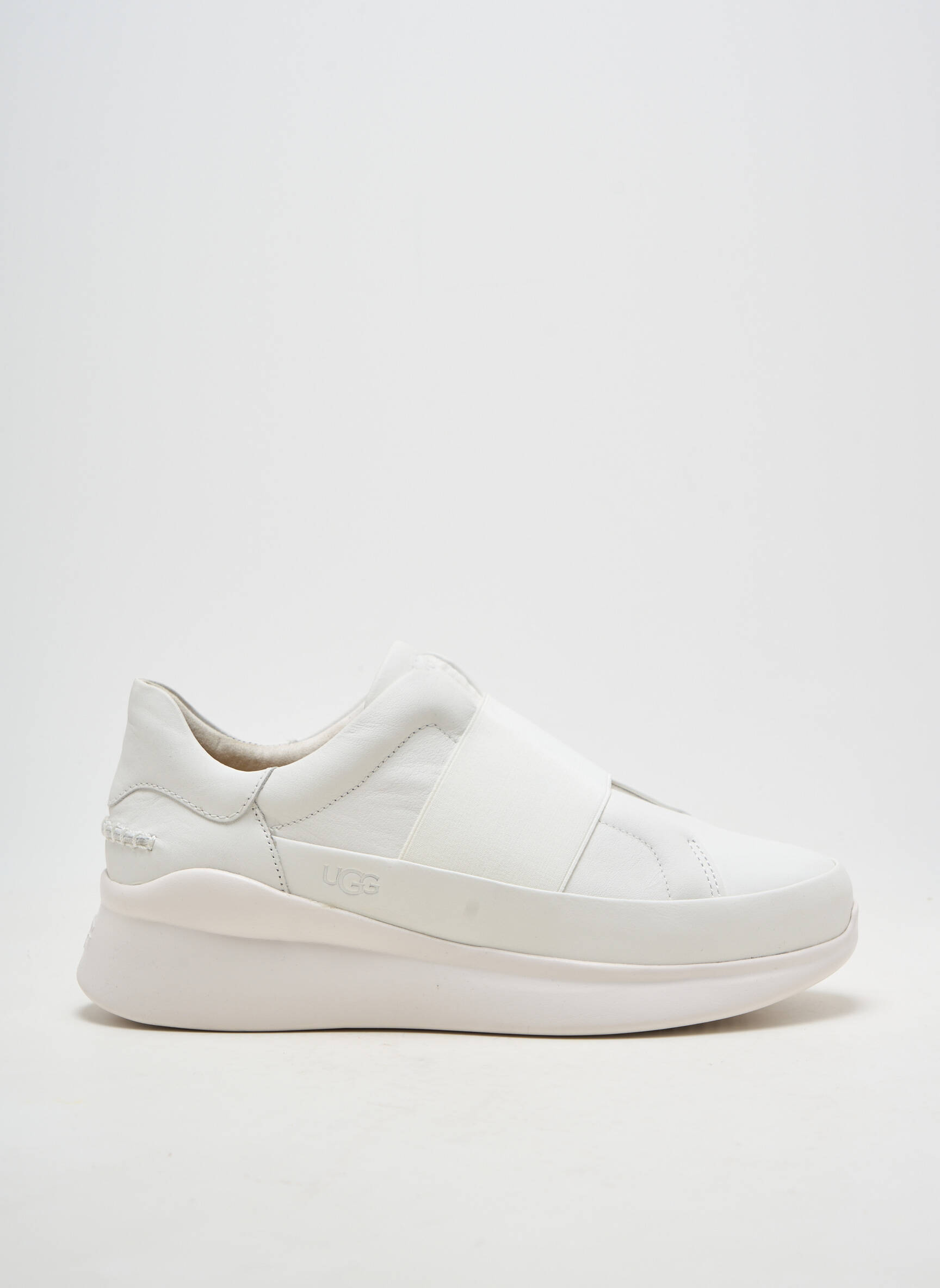 Slip-on batai apvalus mygtukas kulnas nuo 4 iki 6 cm baltas UGG moteris