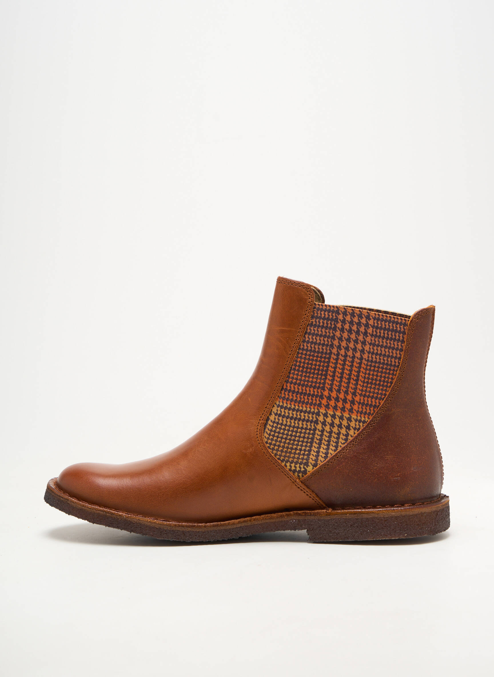Batai/botai žemas kulnas plokščias kulnas iki 3 cm rudas KICKERS moteris