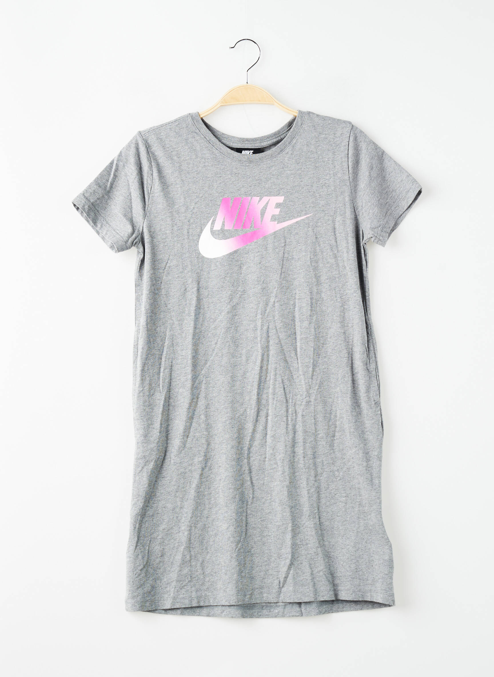 Pusilgių suknelė trumpas rankovės trumpas rankovės pilka NIKE mergina