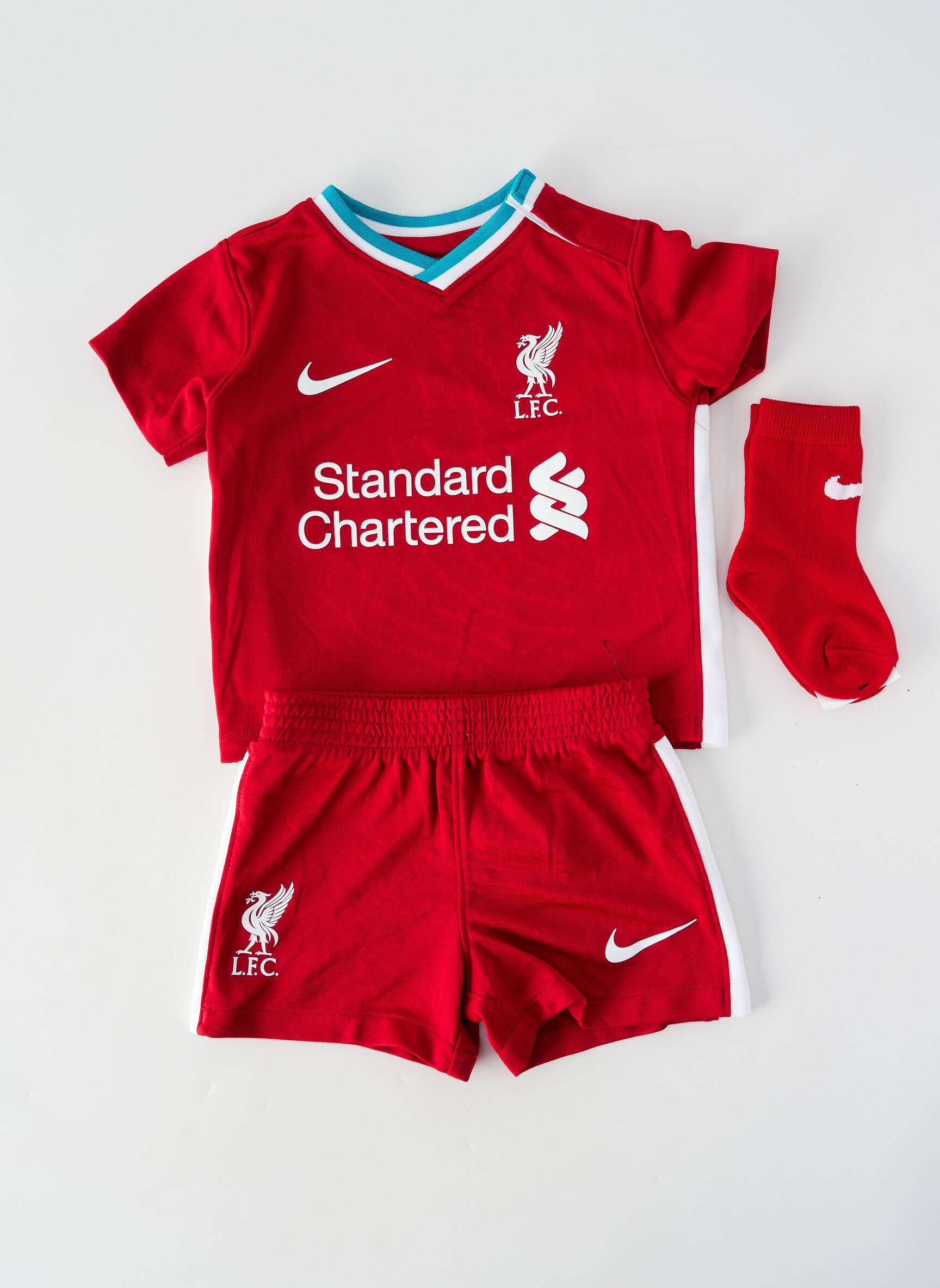Šortų rinkinys flokuota serigrafija raudona NIKE berniukas