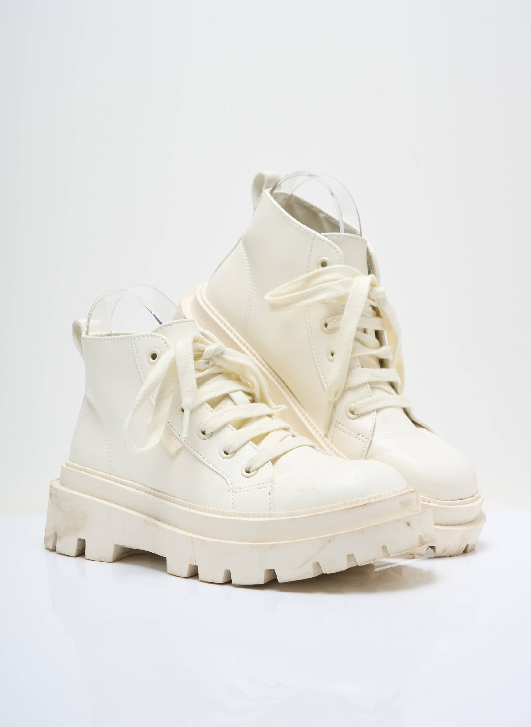 Batai/botai žemas kulnas kulnas nuo 4 iki 6 cm bežinis SUPERGA moteris