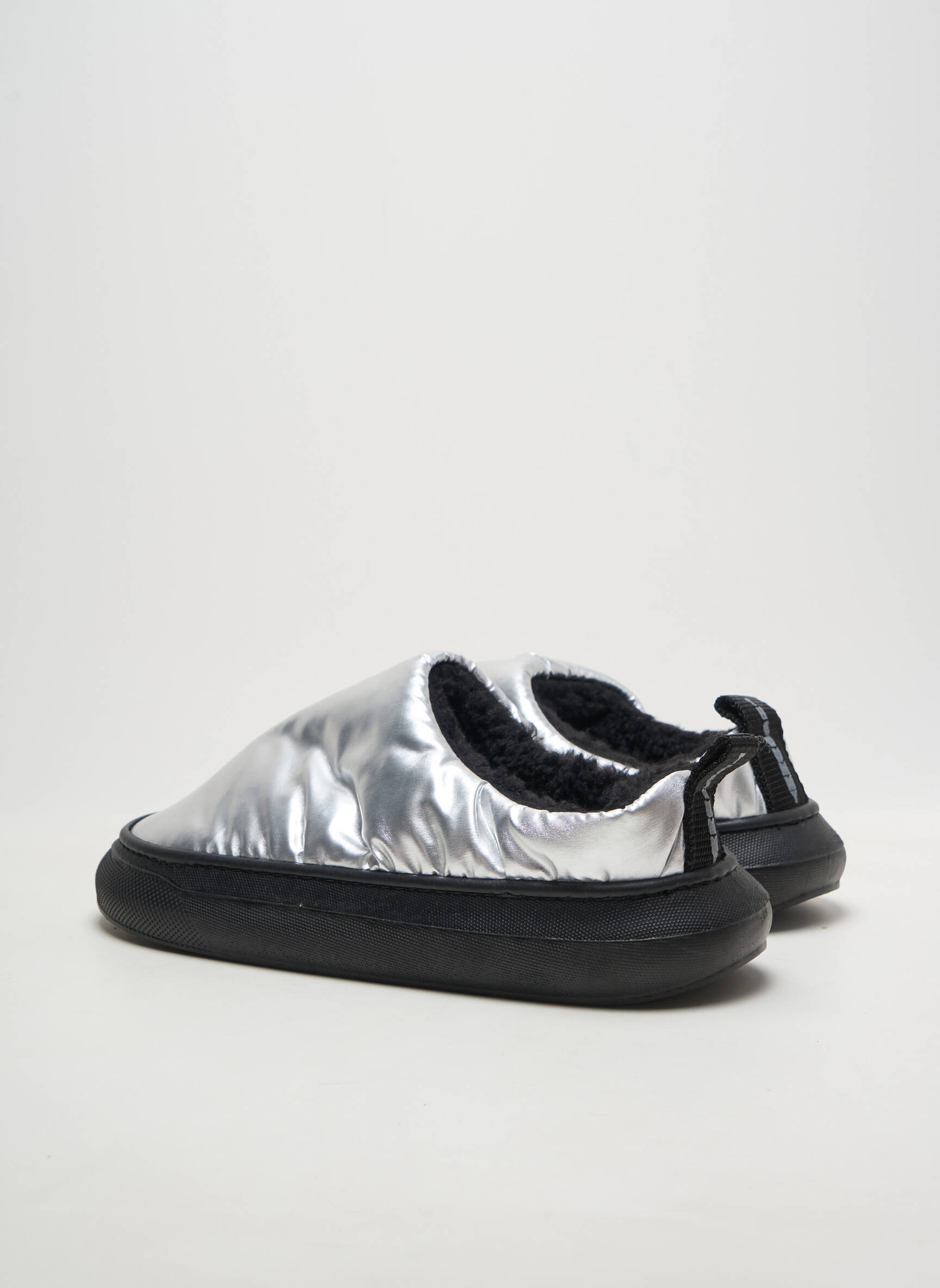 Mule/sabotai satino audinys plokščias kulnas iki 3 cm sidabrinė THEGUMMY moteris