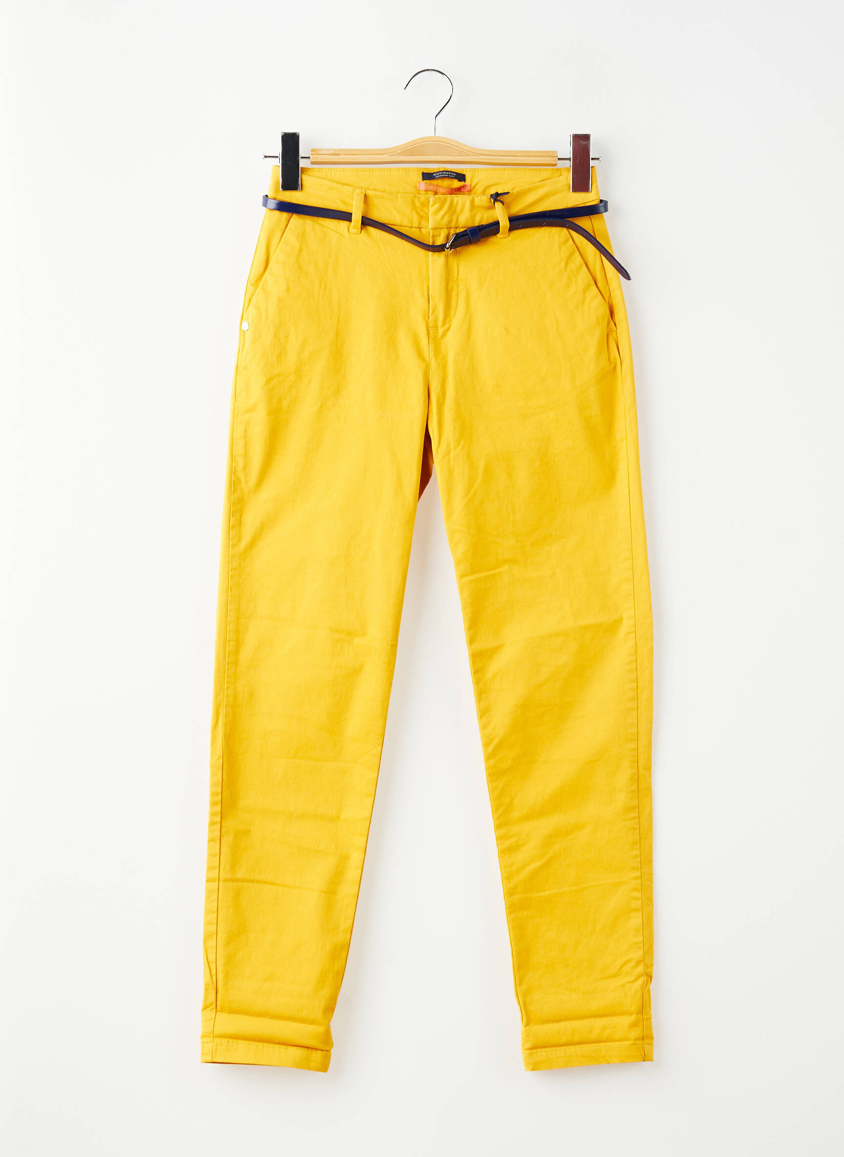Chino kelnė popelinos audinys, kuris pasižymi lygiu ir tankiu paviršiumi. normala dydis geltona SCOTCH & SODA moteris