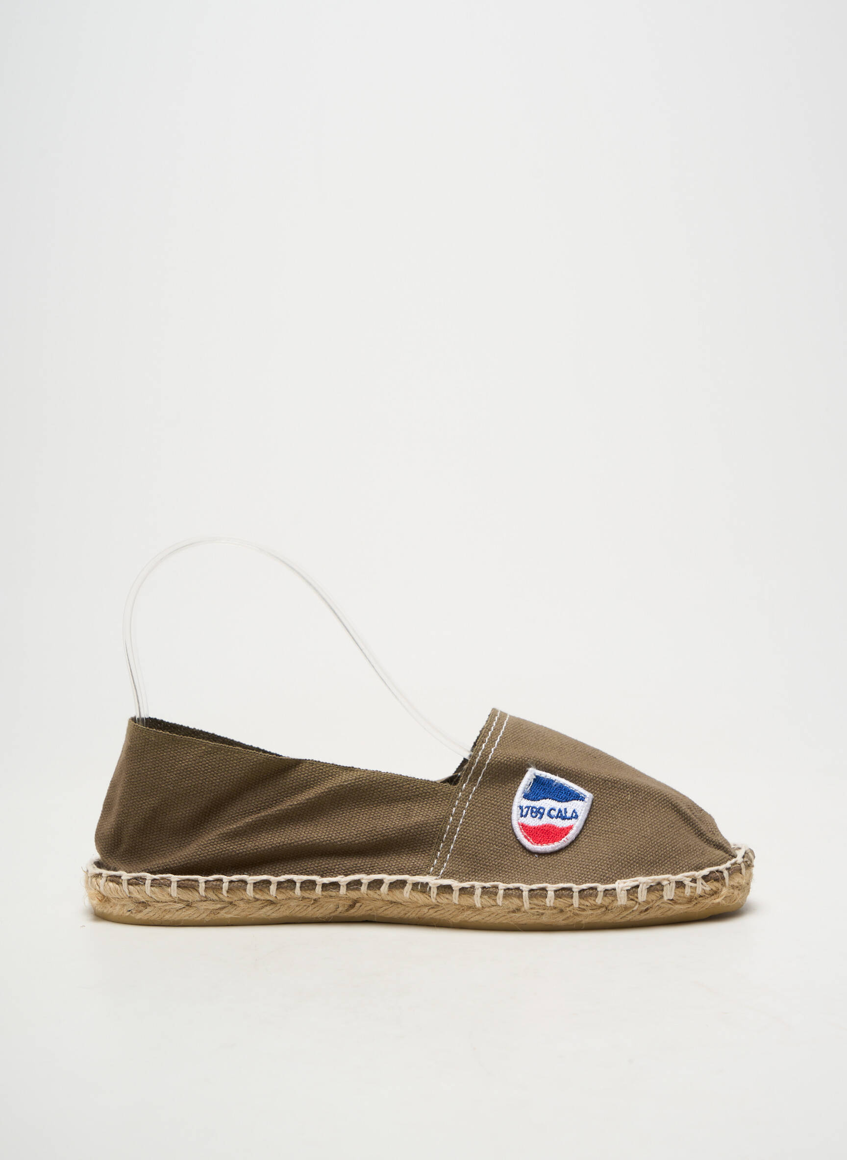 Espadrilės apvalus mygtukas plokščias kulnas iki 3 cm žalias CALA 1789 moteris