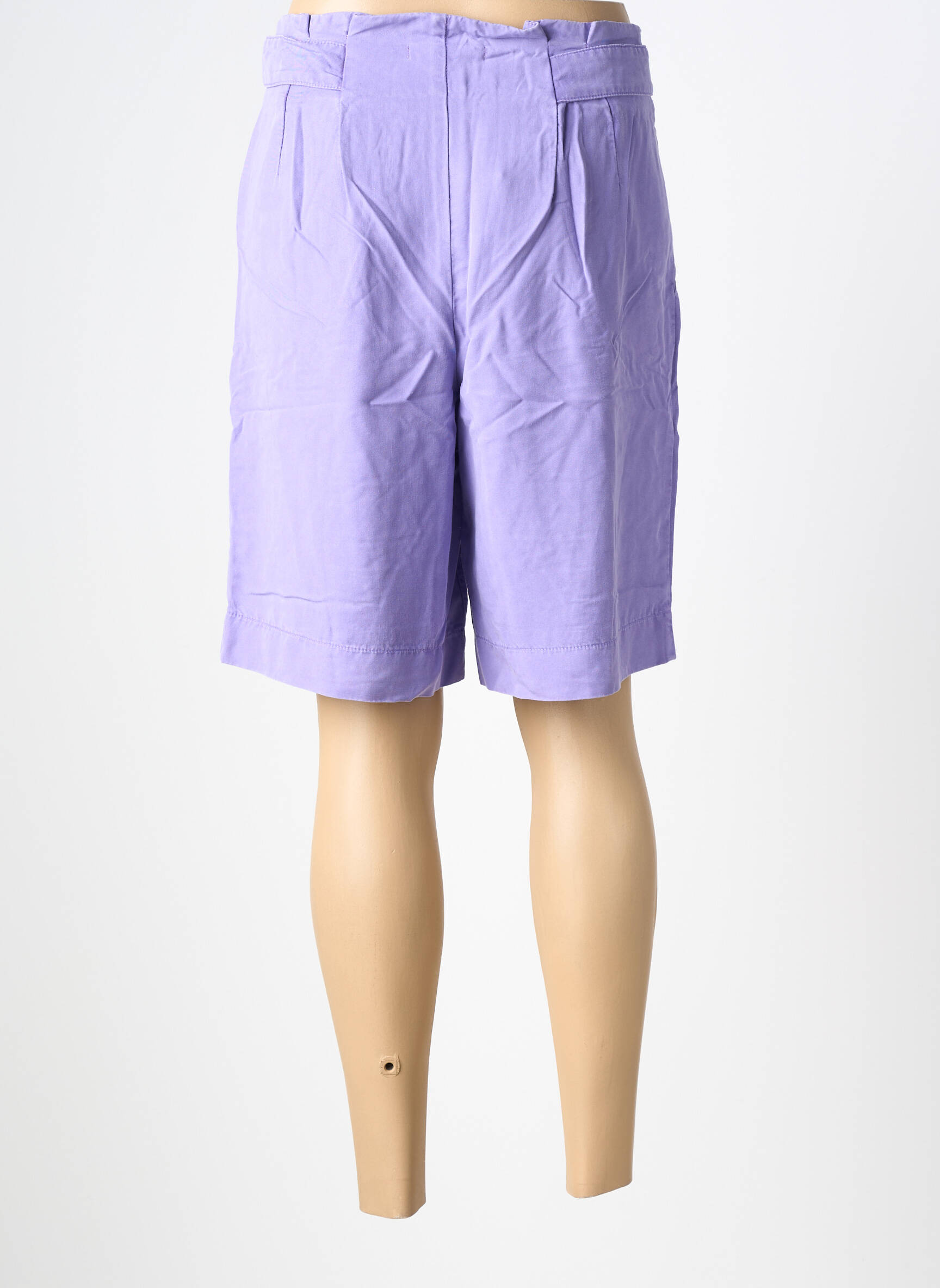 Bermudas popelinos audinys, kuris pasižymi lygiu ir tankiu paviršiumi. normala dydis violetinis COUTURIST moteris