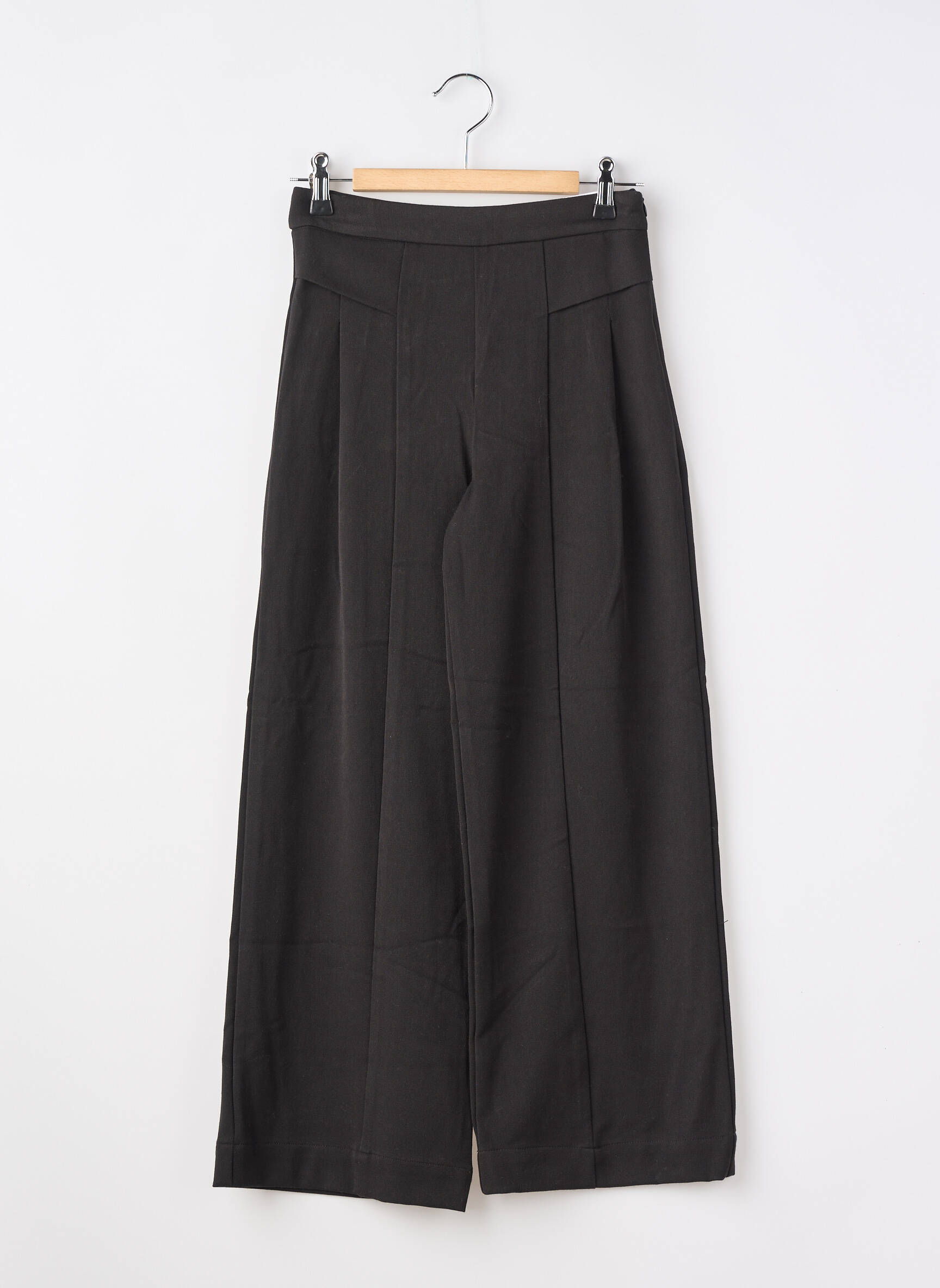 Platus kelnes sklandi forma juodas MAYORAL mergina