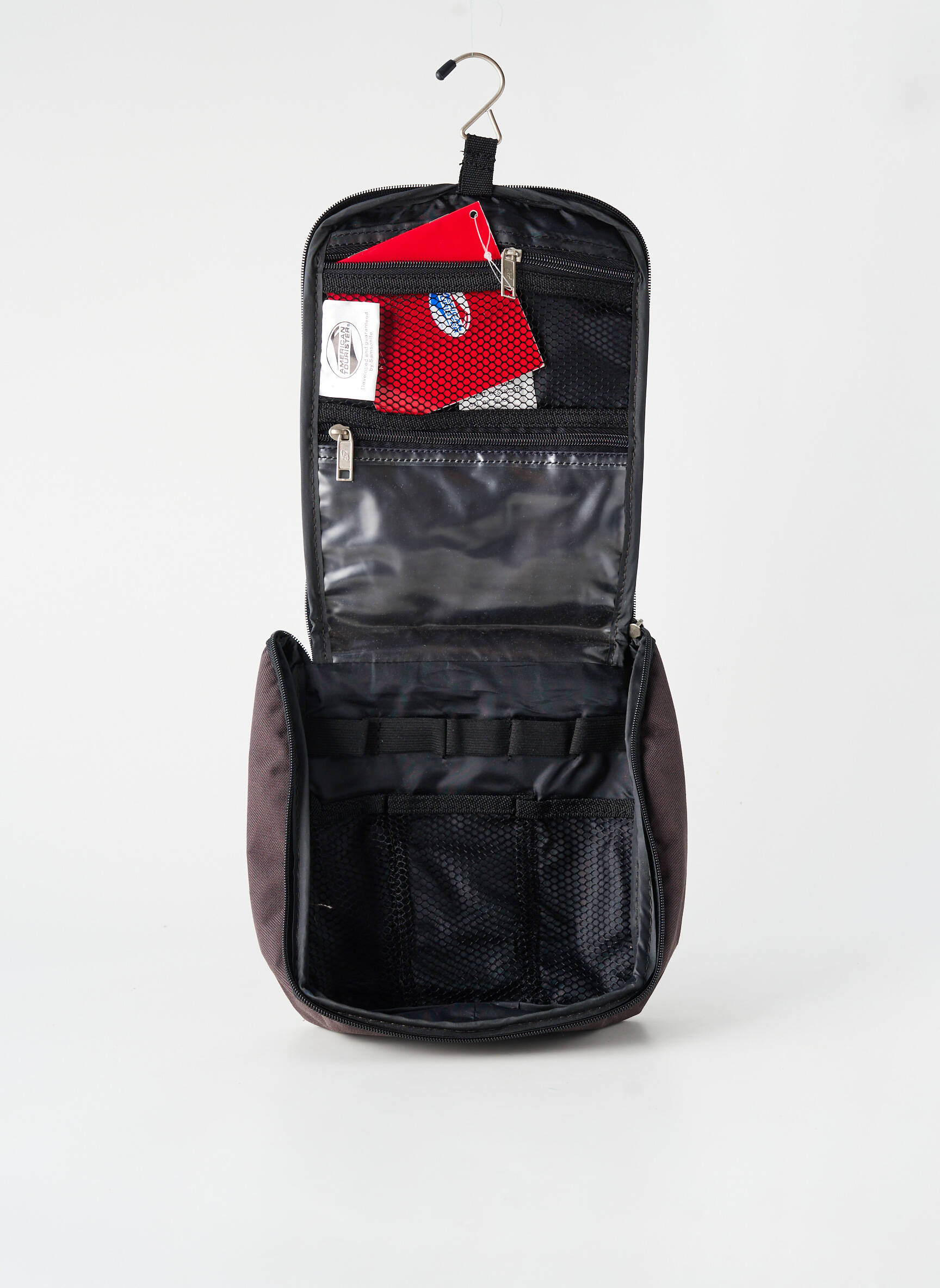 Tualetinių reikmenų dėžutė rudas AMERICAN TOURISTER vyras