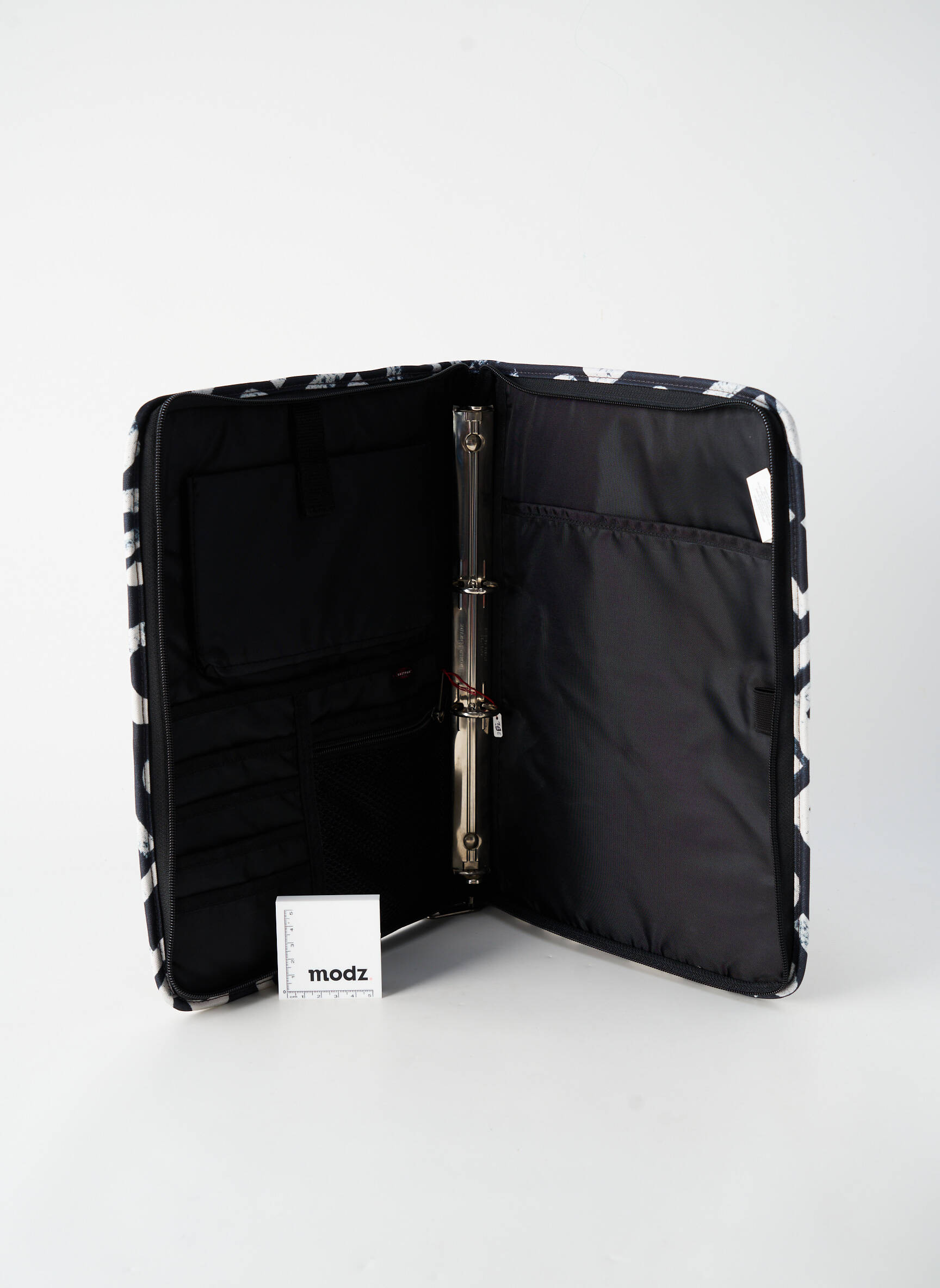 Įvairūs priedai juodas EASTPAK berniukas