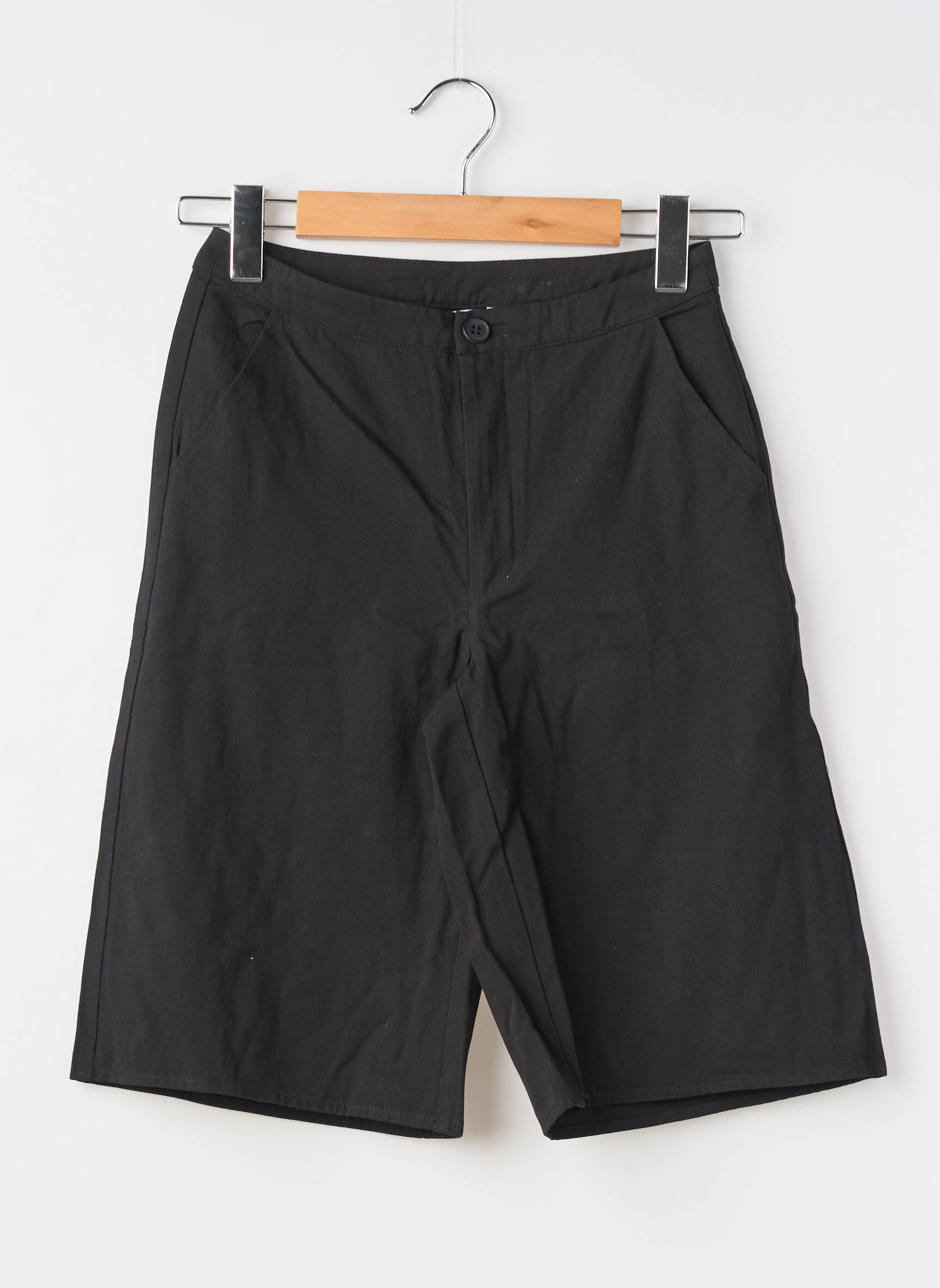 Bermudas tiesi kirpimas normala dydis juodas COMPAÑIA FANTASTICA moteris