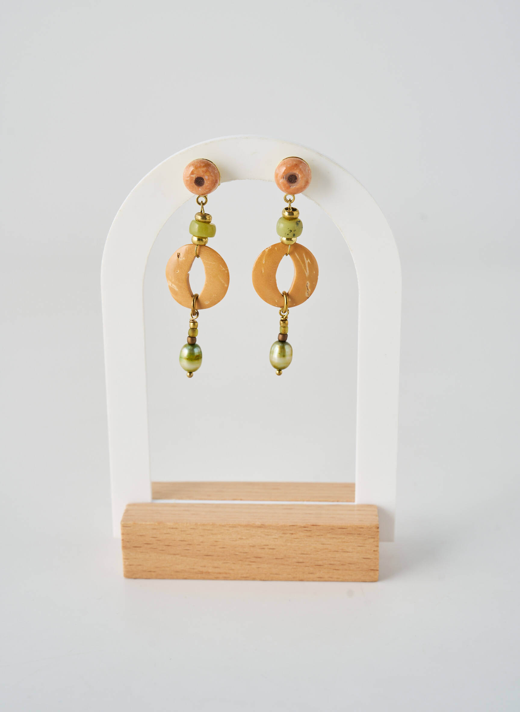 Auskarai perlų ornamentas bežinis NATURE BIJOUX moteris