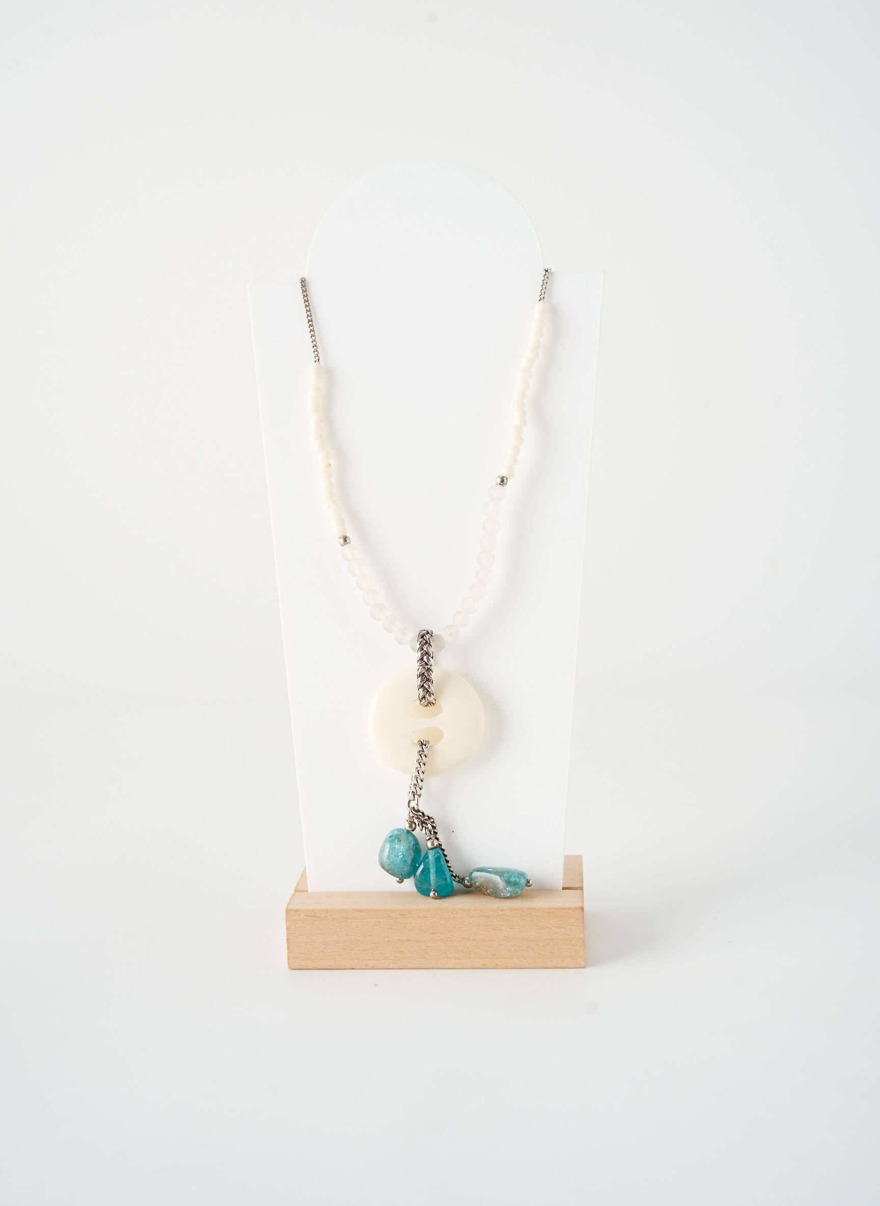 Kaklaraištis perlų ornamentas baltas NATURE BIJOUX moteris