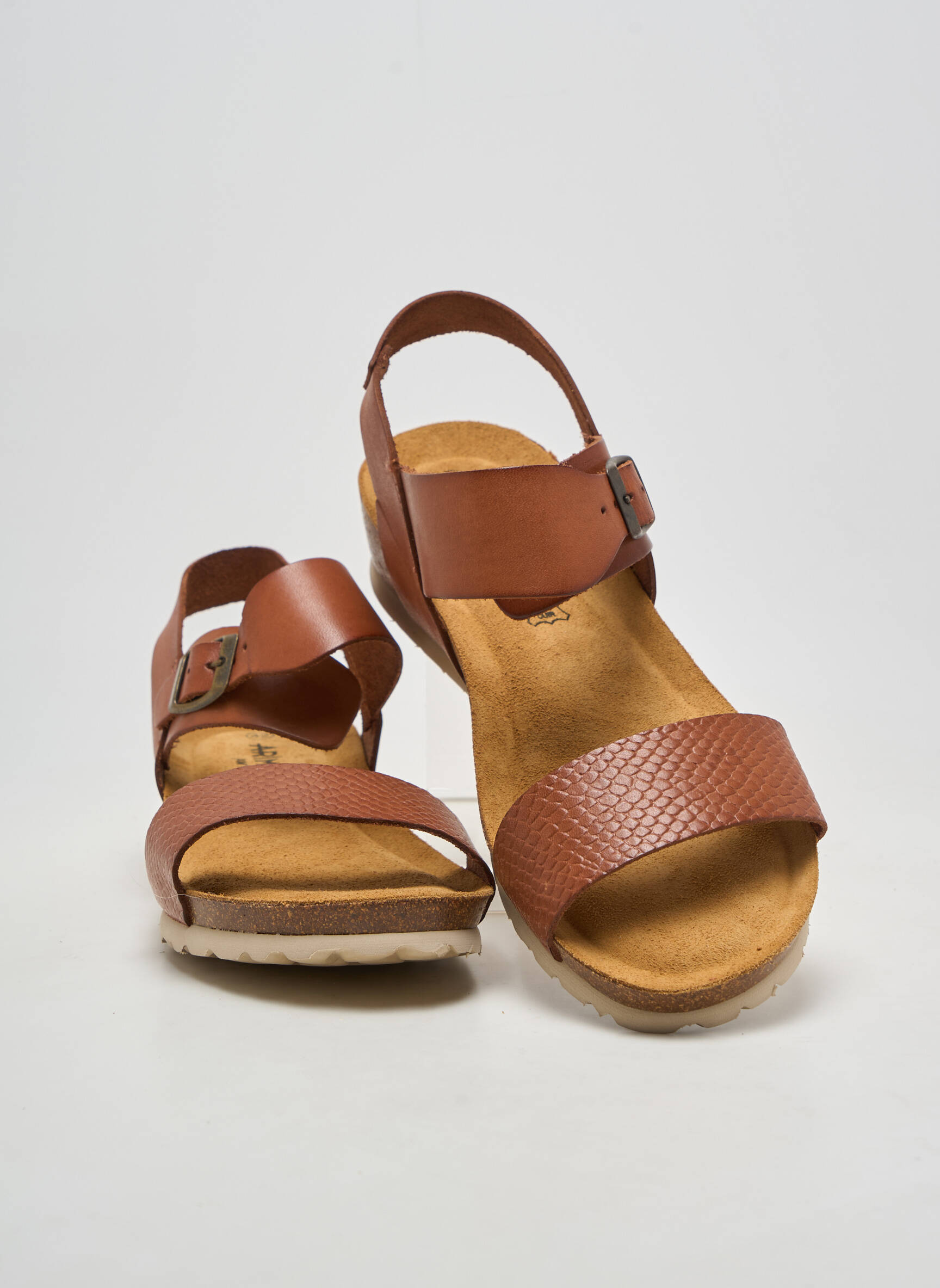 Sandalai/nu pėdos lygus medžiaga kulnas nuo 4 iki 6 cm rudas ARIMA moteris