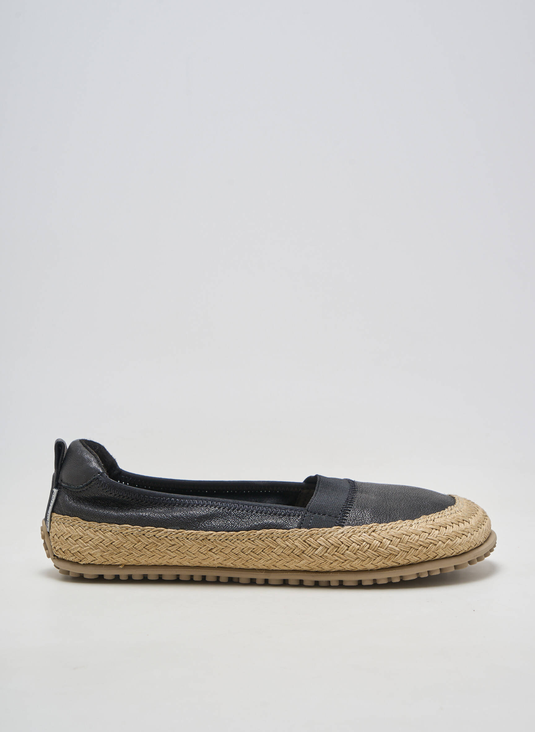 Balerinos lygus medžiaga plokščias kulnas iki 3 cm juodas ZAPATO FEROZ moteris