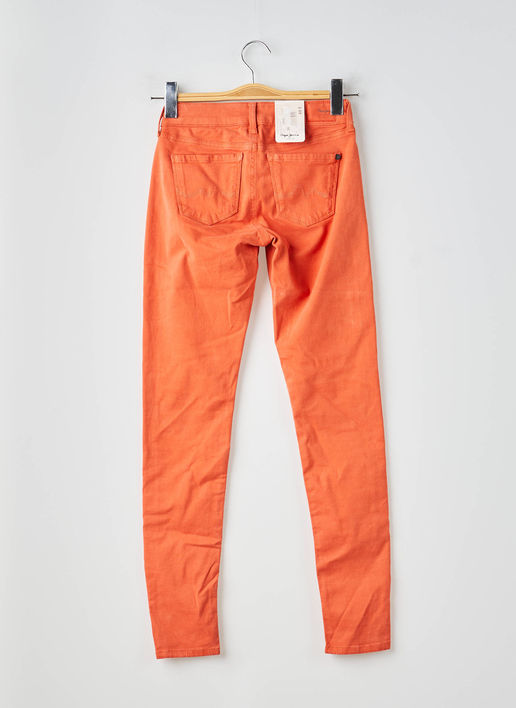 Lieknos kelnės popelinos audinys, kuris pasižymi lygiu ir tankiu paviršiumi. normala dydis oranžinė PEPE JEANS moteris