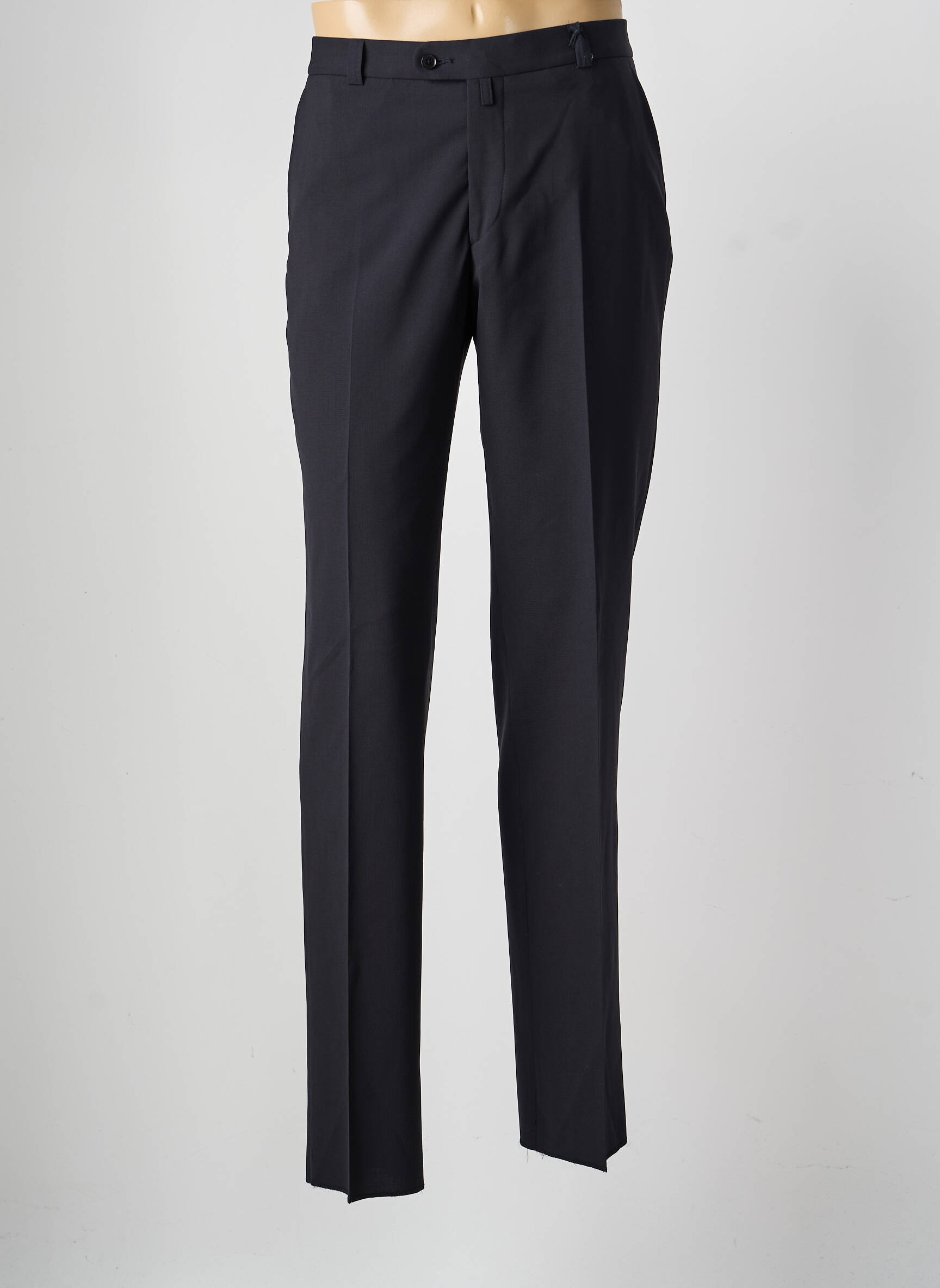 Tiesi kelnė popelinos audinys, kuris pasižymi lygiu ir tankiu paviršiumi. normala dydis mėlyna SAINT HILAIRE vyras