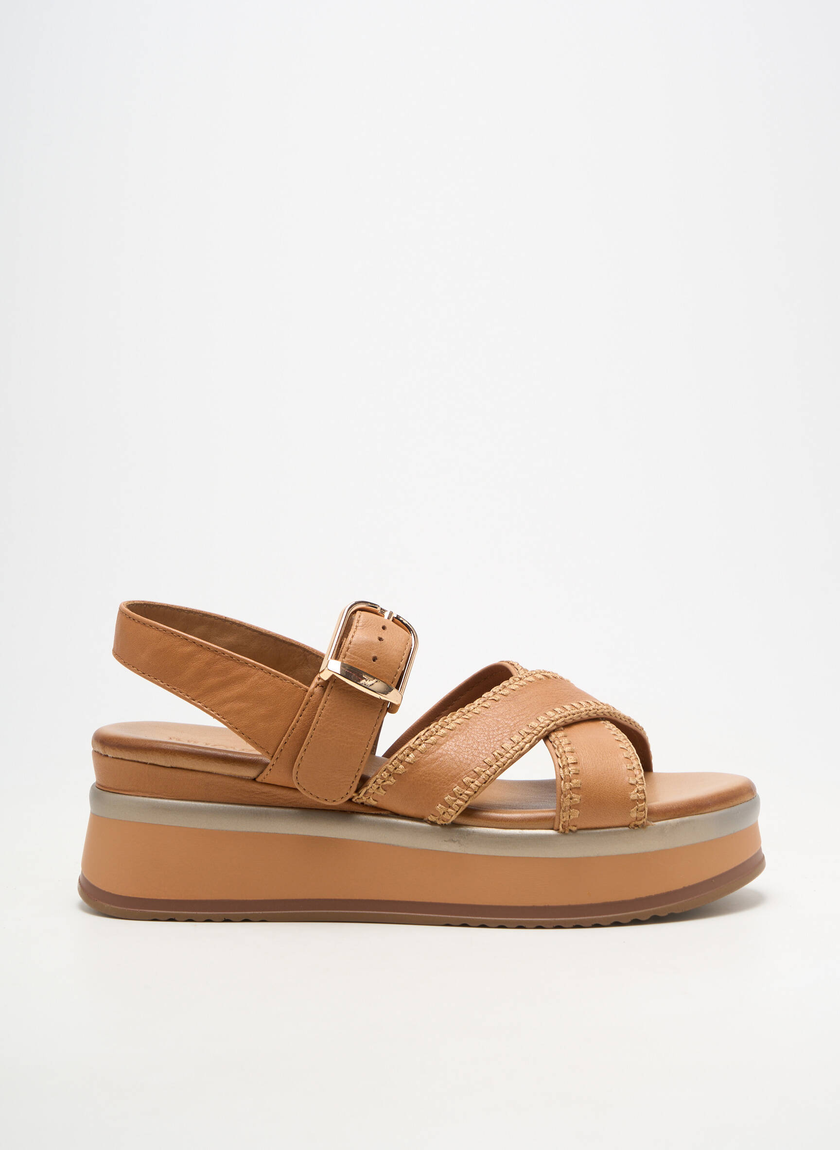 Sandalai/nu pėdos lygus medžiaga kulnas nuo 4 iki 6 cm rudas INUOVO moteris