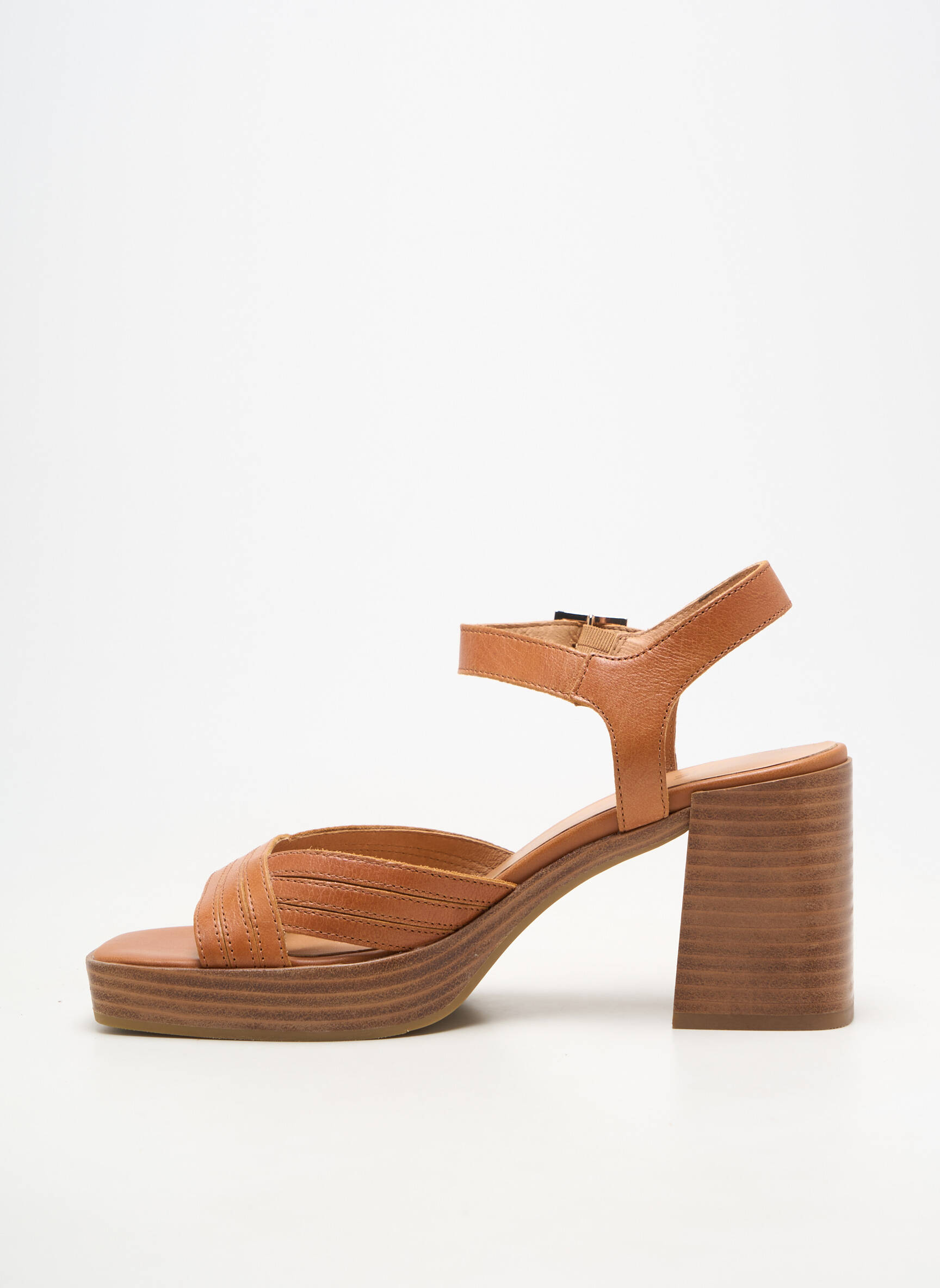 Sandalai/nu pėdos lygus medžiaga kulnas nuo 7 iki 9 cm rudas EMILIE KARSTON moteris