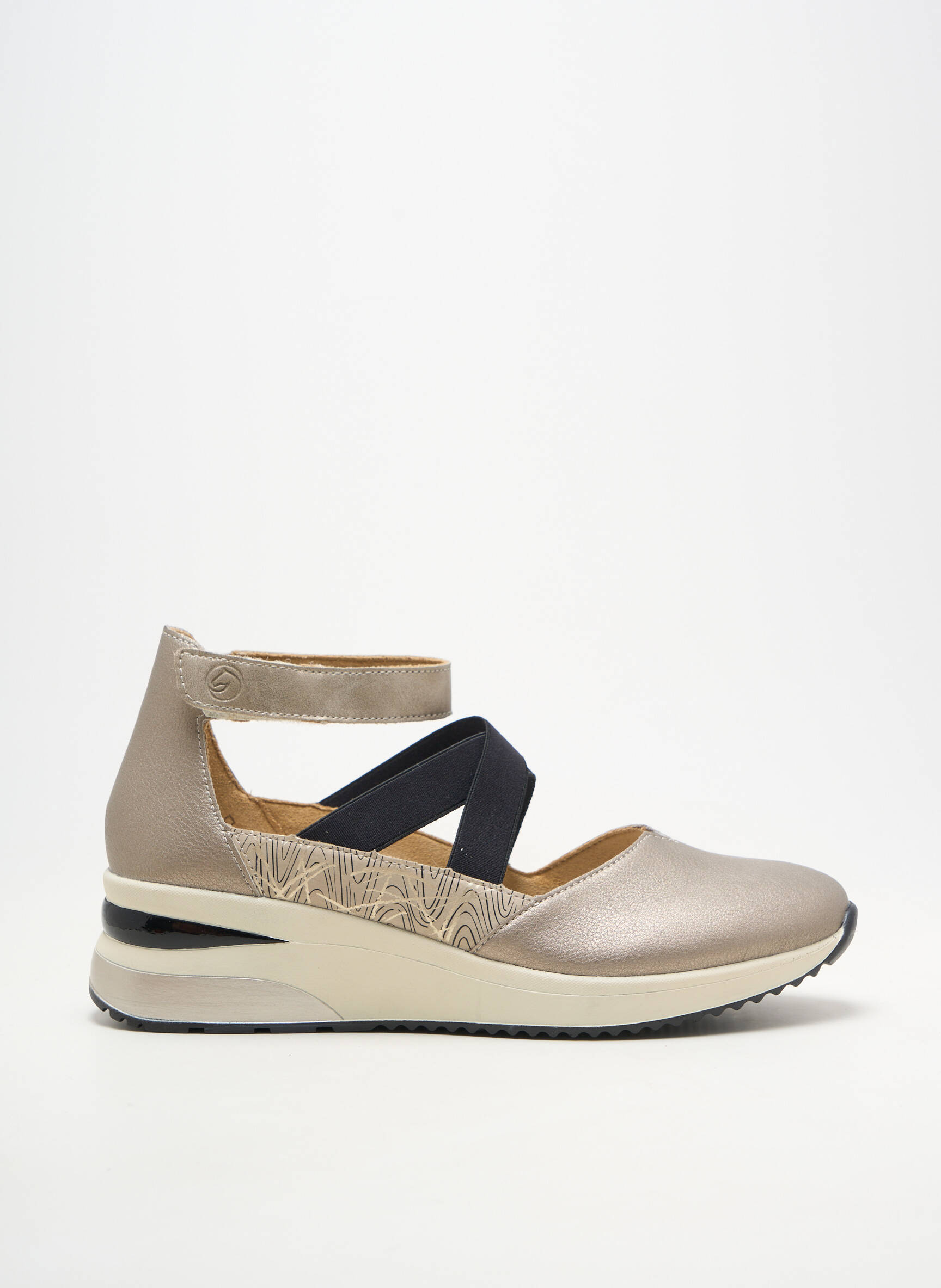 Balerinos velcro užsegimas kulnas nuo 4 iki 6 cm sidabrinė REMONTE moteris
