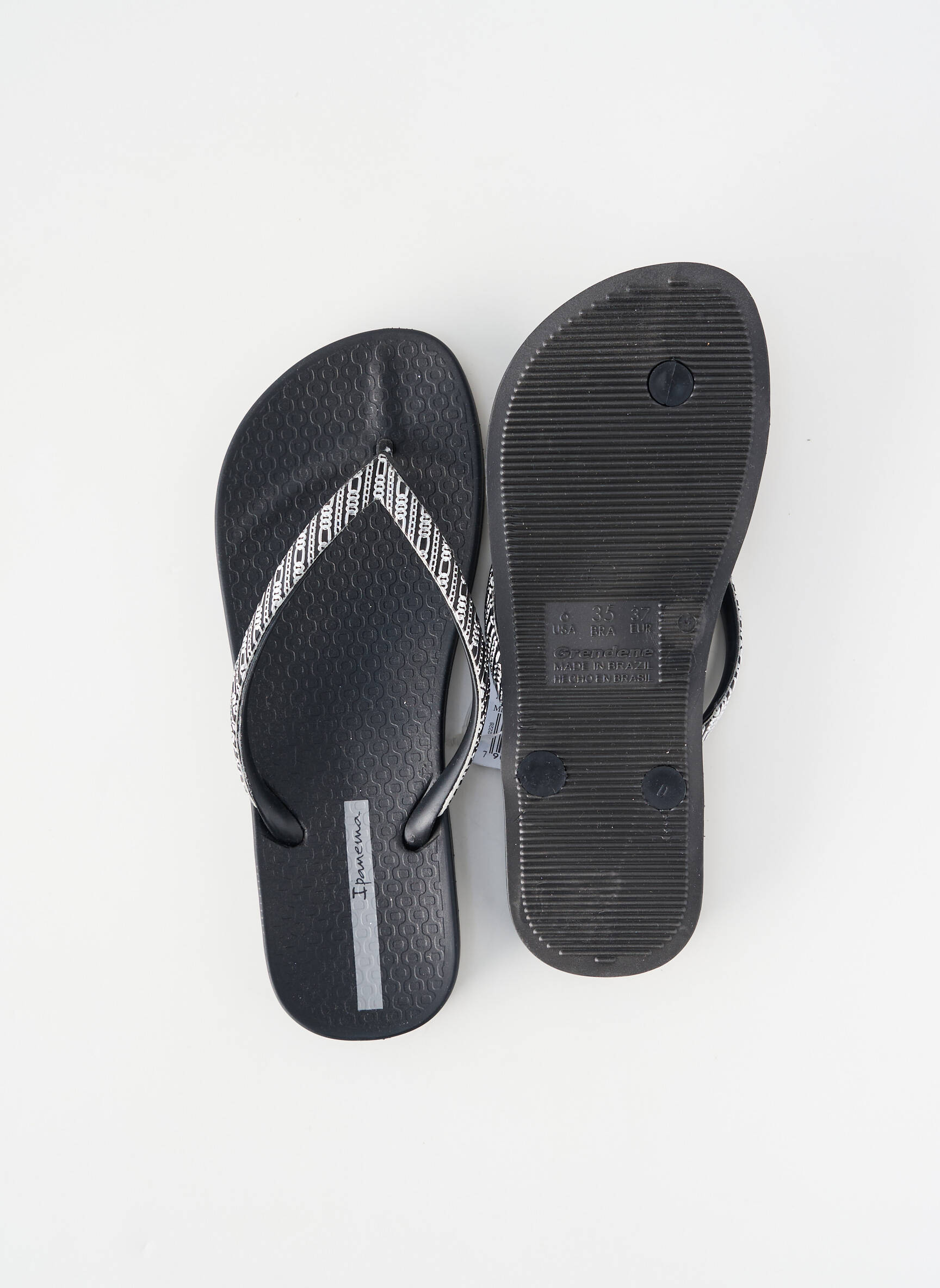 Šlepetės plokščias kulnas iki 3 cm juodas IPANEMA moteris