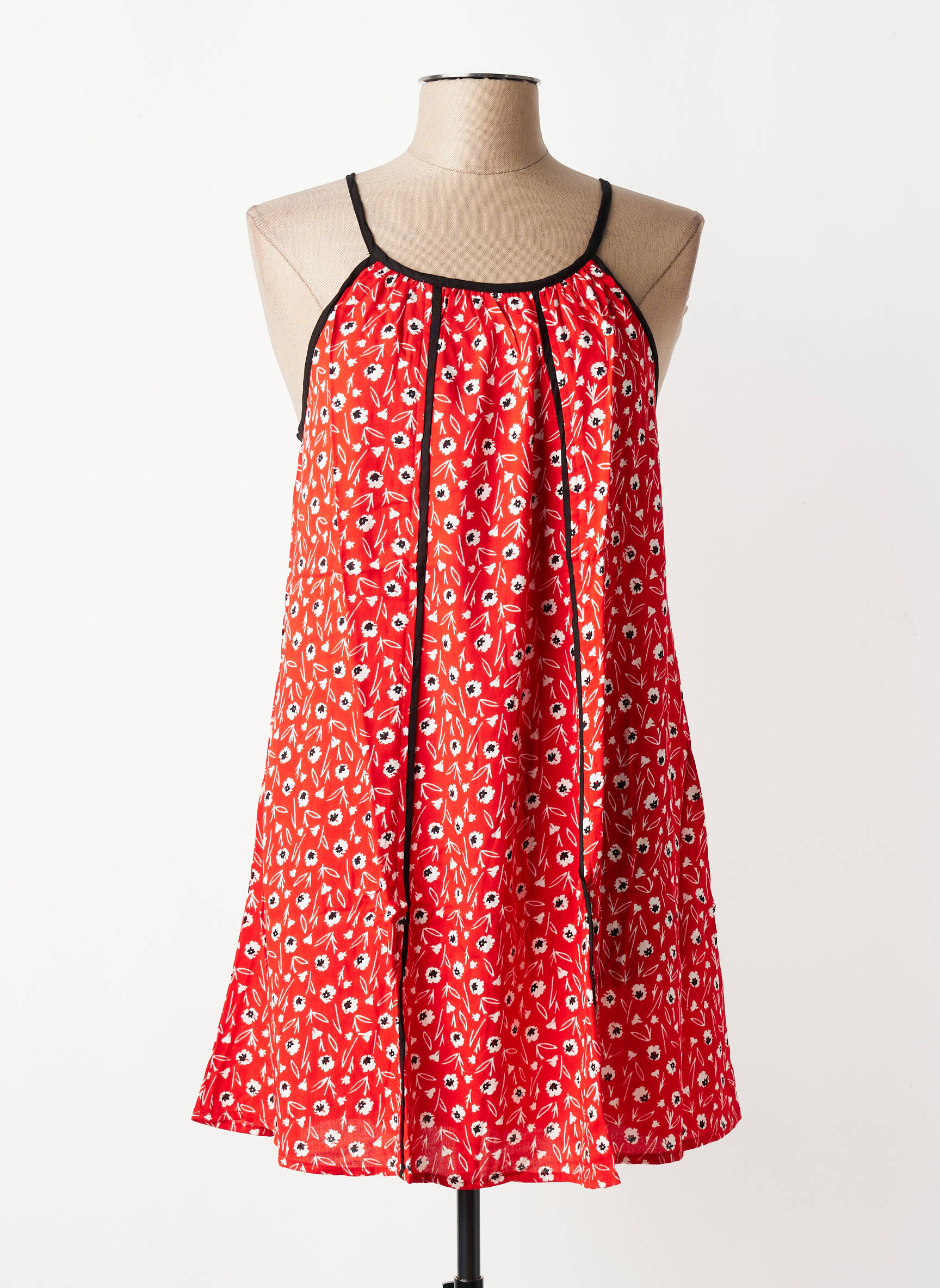 Trumpa suknelė gėlių raštas plonos dirželiai raudona SINOE BY BAMBOO'S moteris