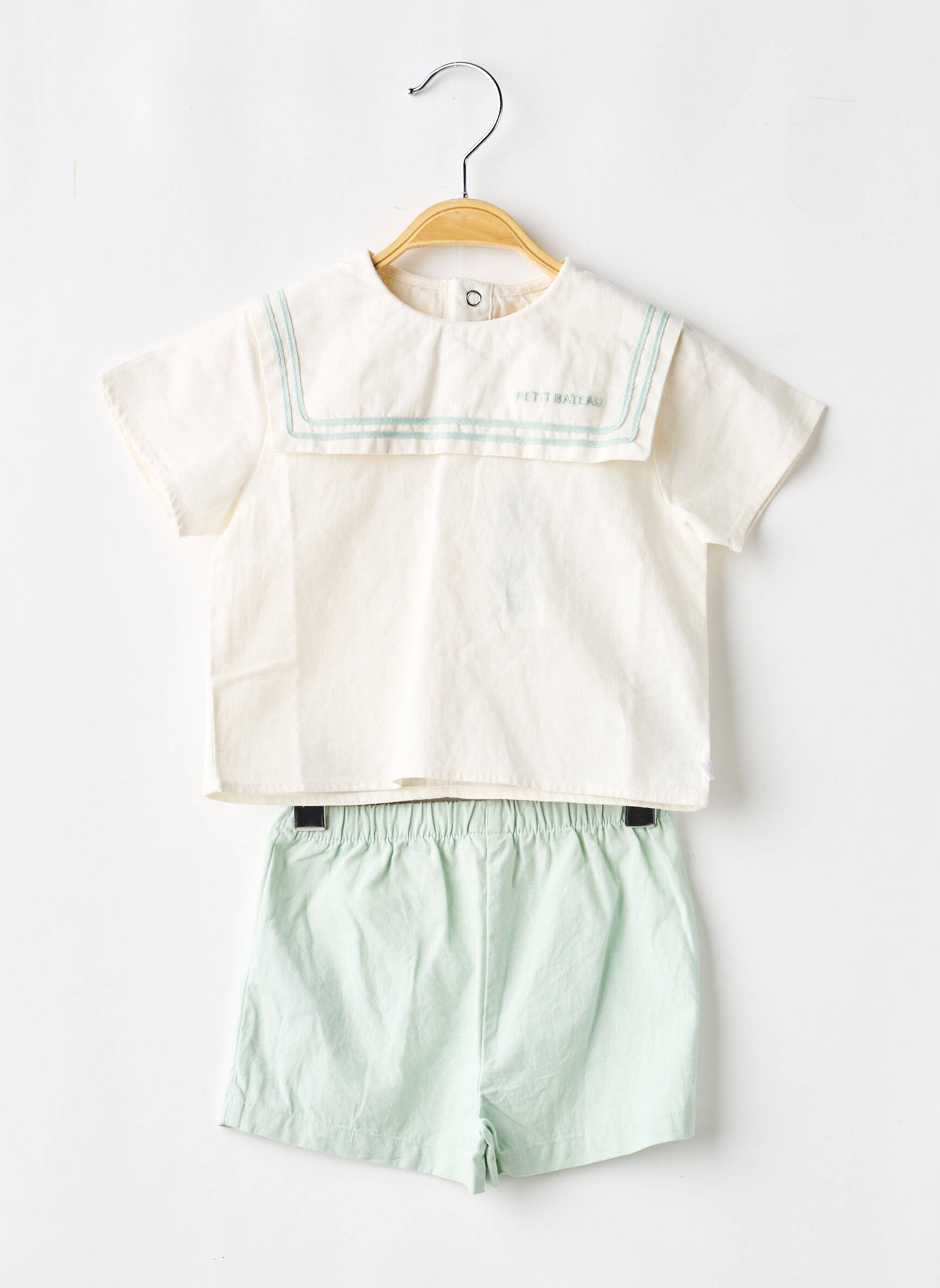 Šortų rinkinys marškiniai tipo viršus žalias PETIT BATEAU berniukas