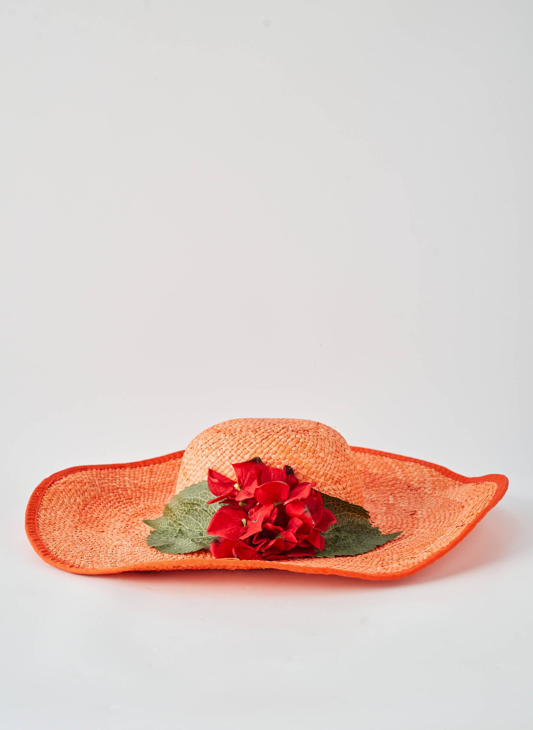 Skrybėlė šiaudinio skrybėlės forma oranžinė SAVE THE QUEEN moteris