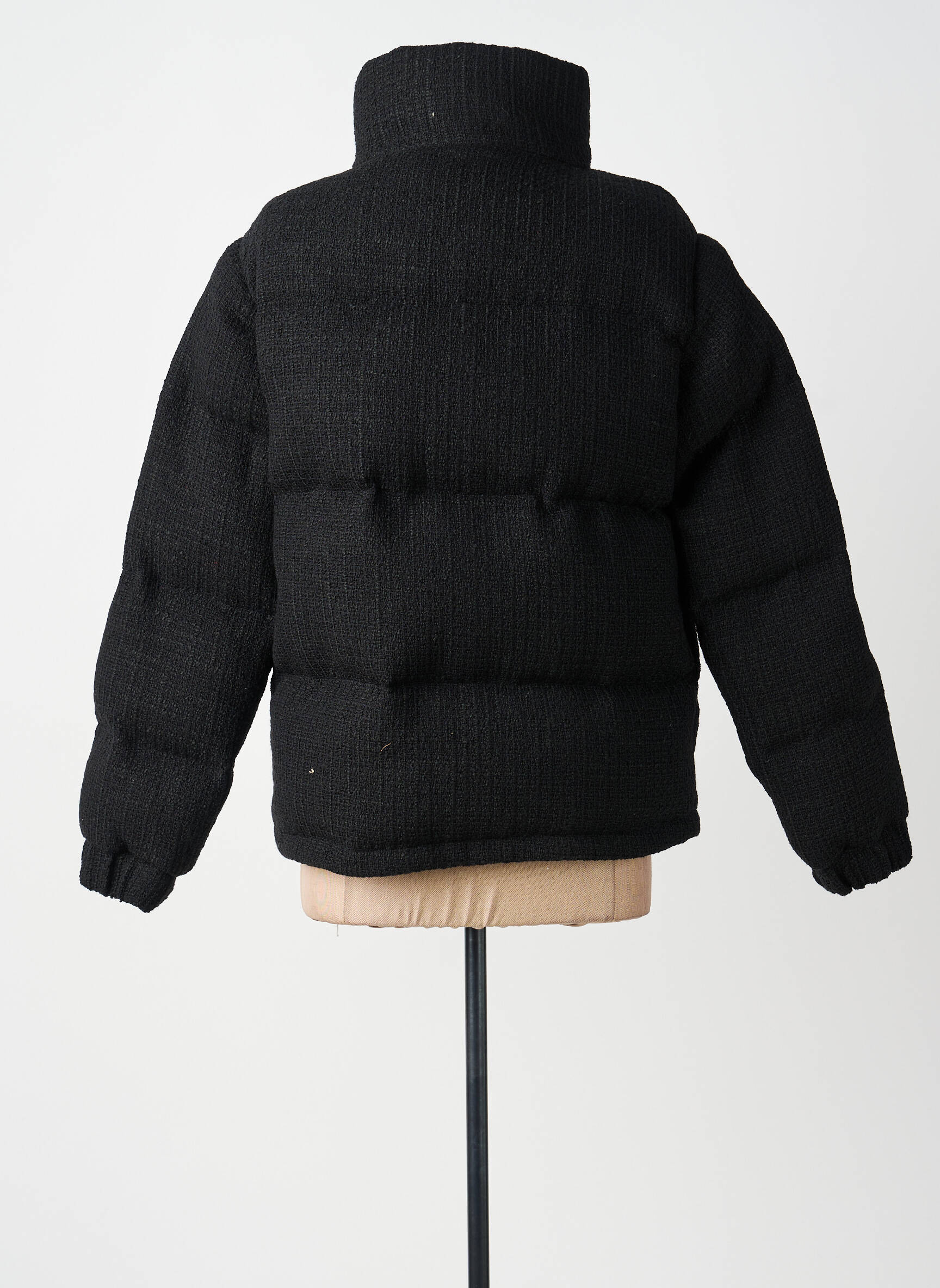 Pūkinė striukė ilgos rankovės be gobtuvų juodas THE KOOPLES moteris