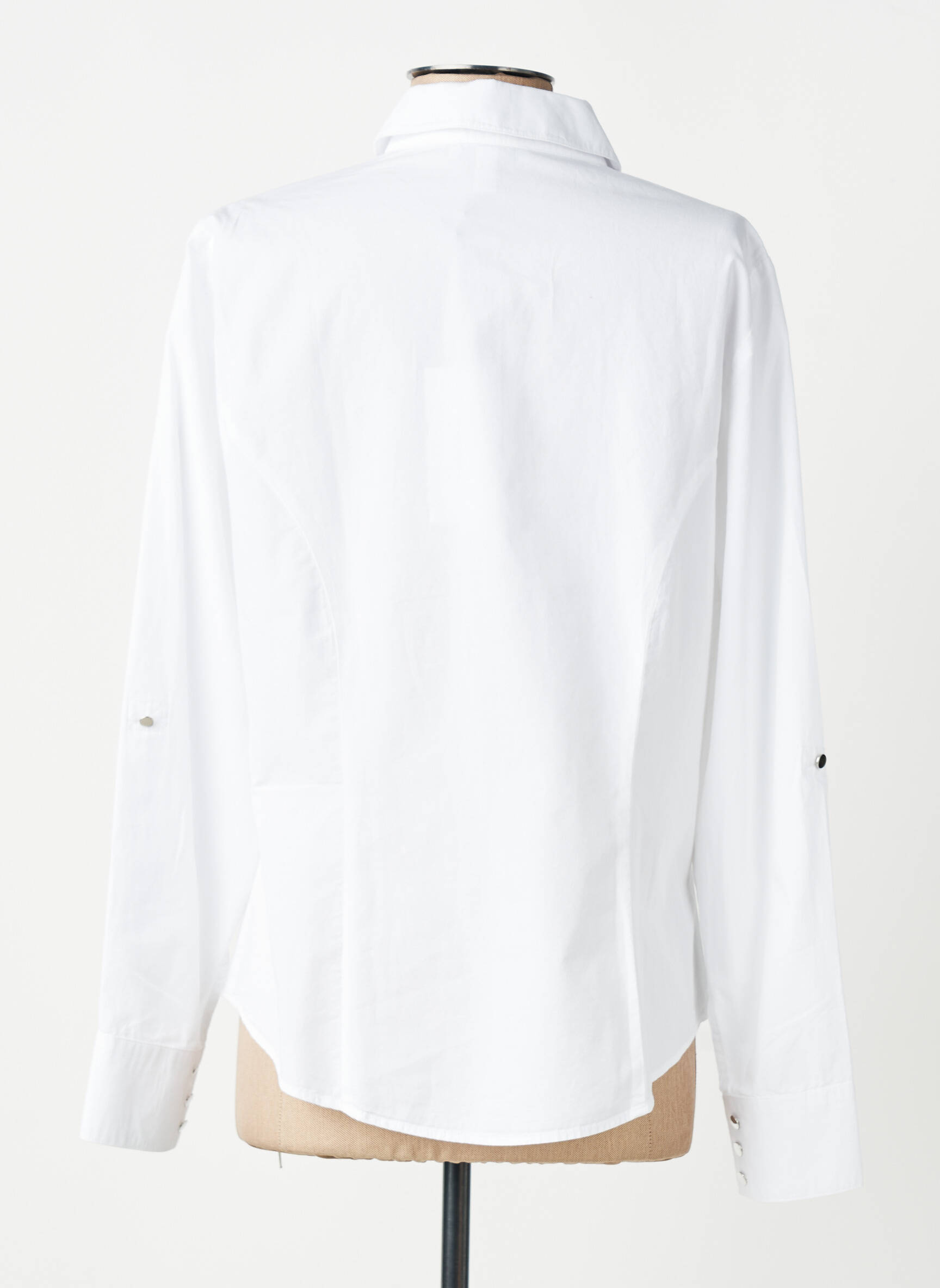 Moteriškas marškinys centrinė iškirptė ilgos rankovės baltas MERI & ESCA moteris