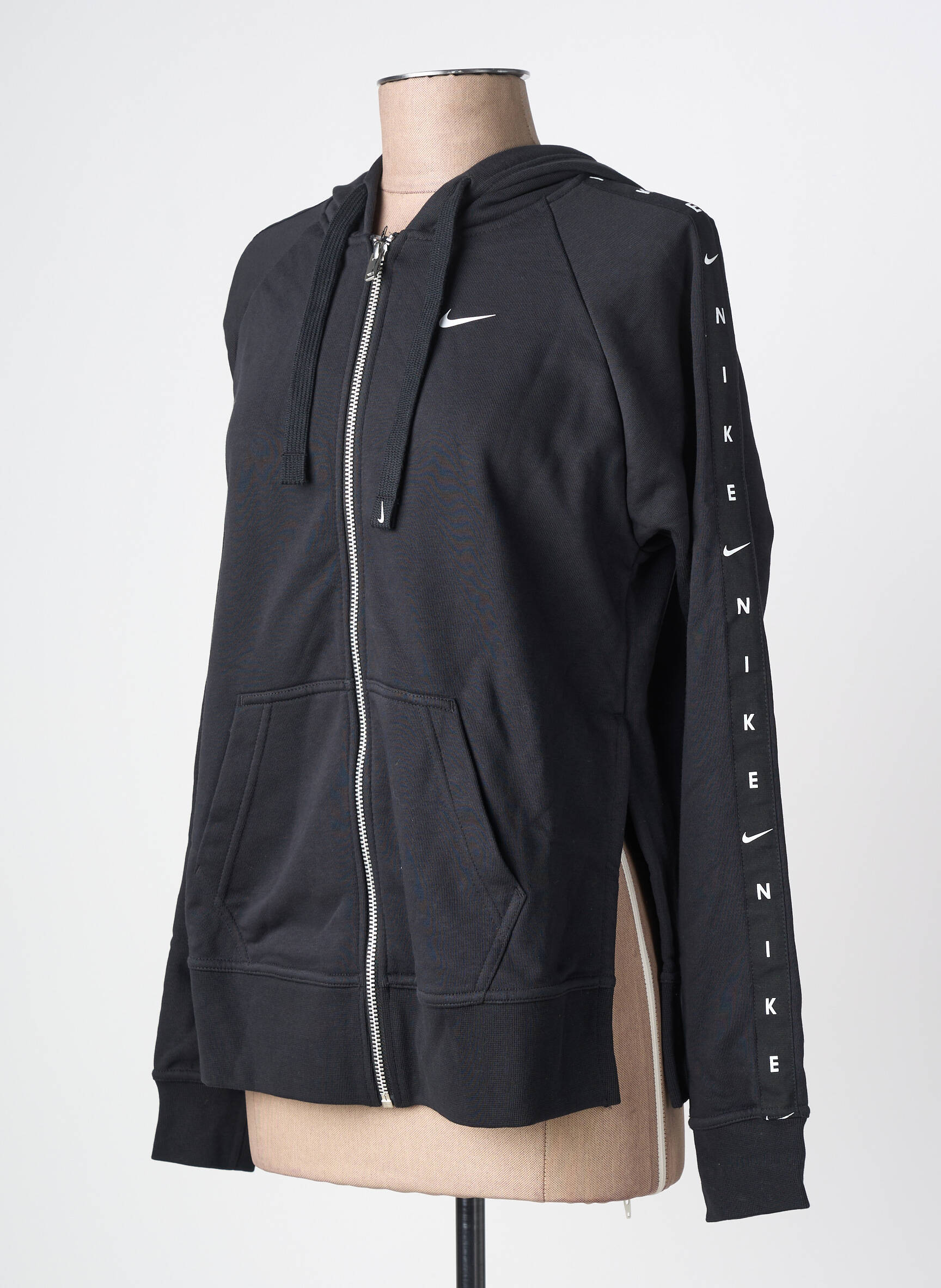 Kasdienis švarkas ilgos rankovės juodas NIKE moteris