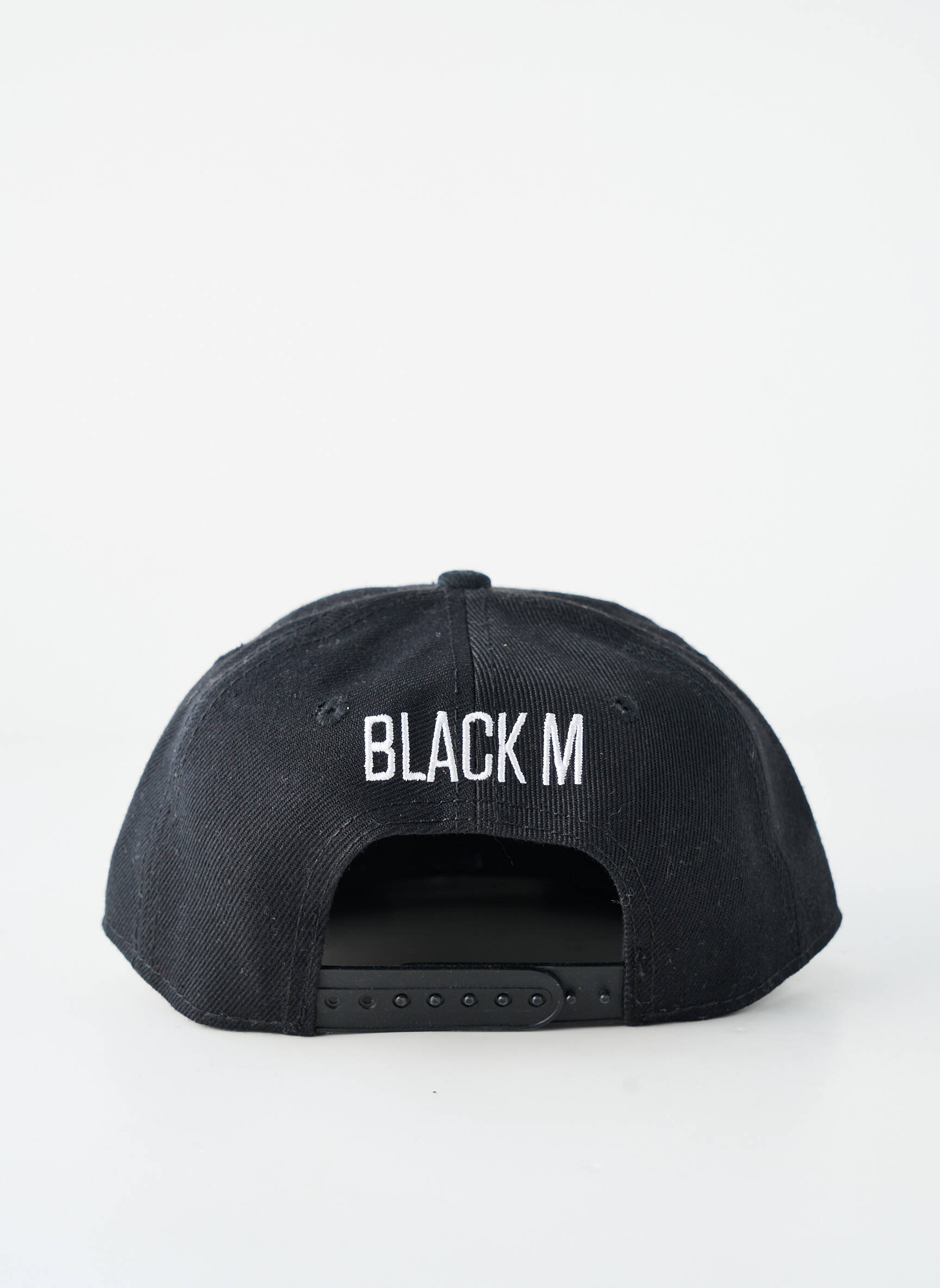 Kepuraitė siuvinėjimas juodas BLACK M vyras