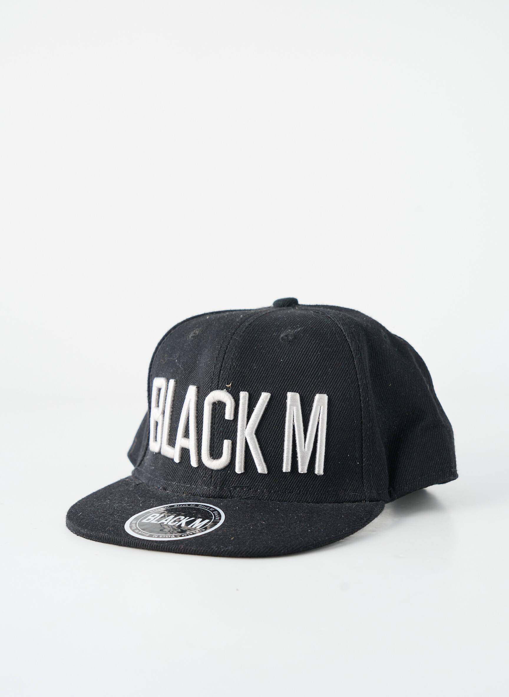 Kepuraitė siuvinėjimas juodas BLACK M vyras