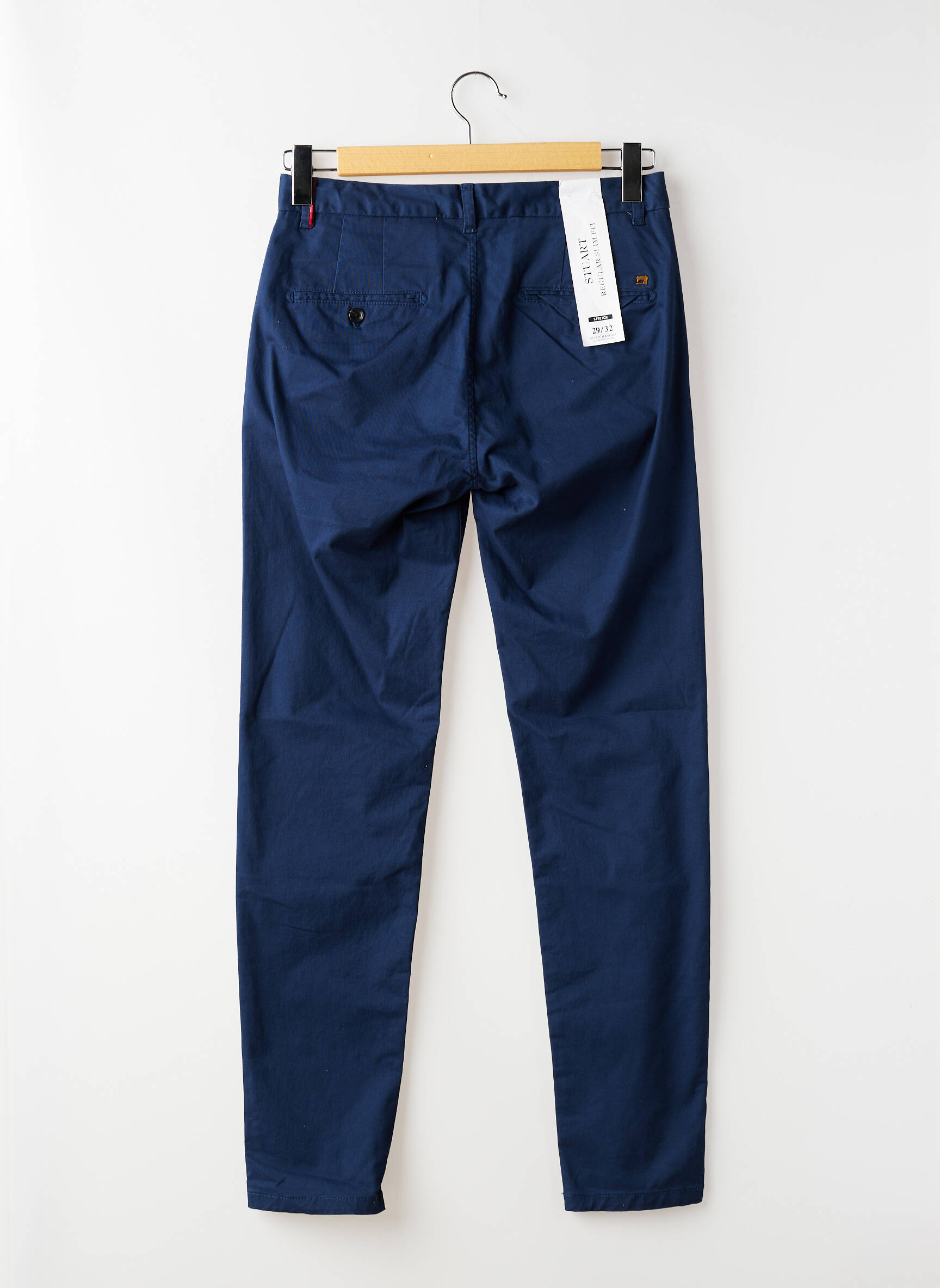 Chino kelnė popelinos audinys, kuris pasižymi lygiu ir tankiu paviršiumi. normala dydis mėlyna SCOTCH & SODA vyras