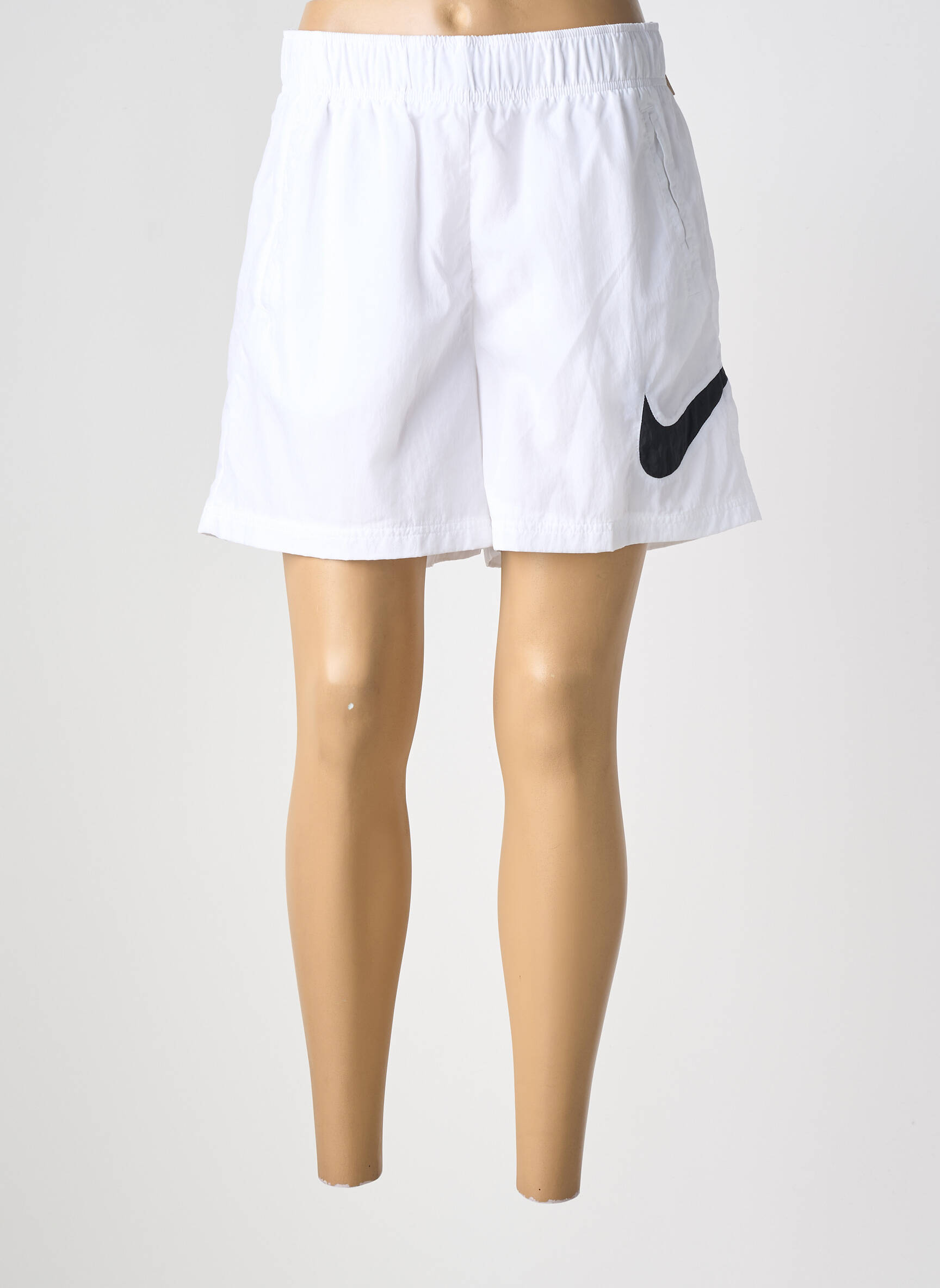 Šortas normala dydis normala dydis baltas NIKE moteris