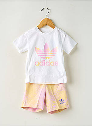 Šortų rinkinys baltas ADIDAS mergina