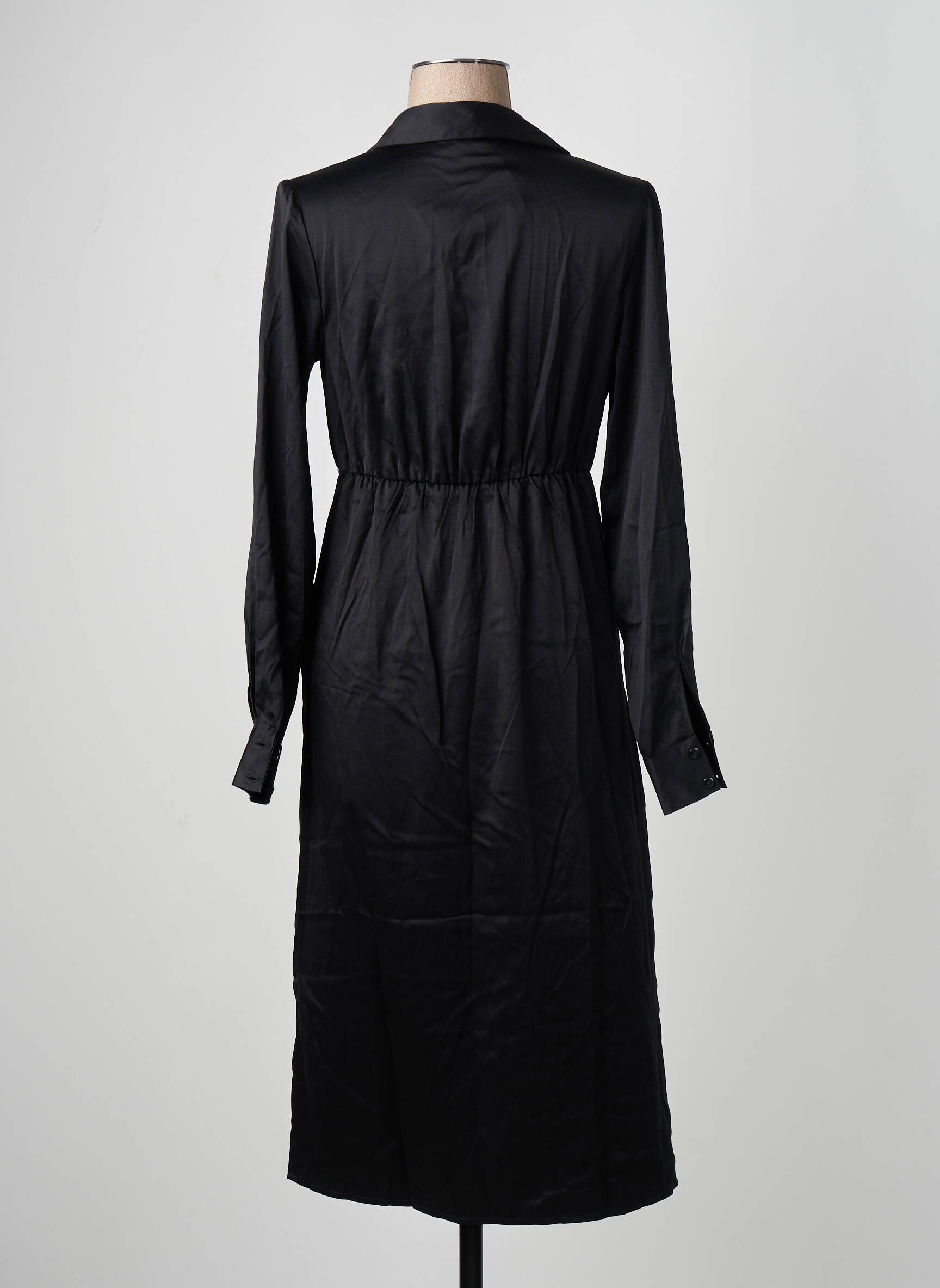 Pusilgių suknelė juodas VERO MODA moteris
